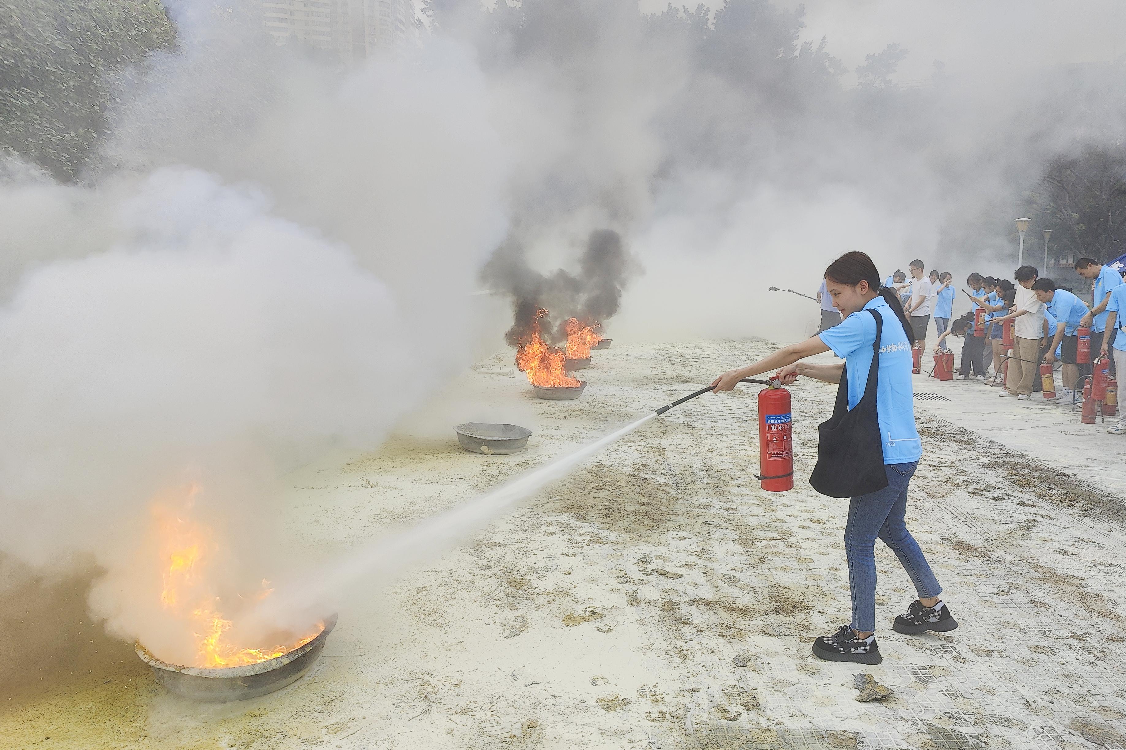 英国上市公司365