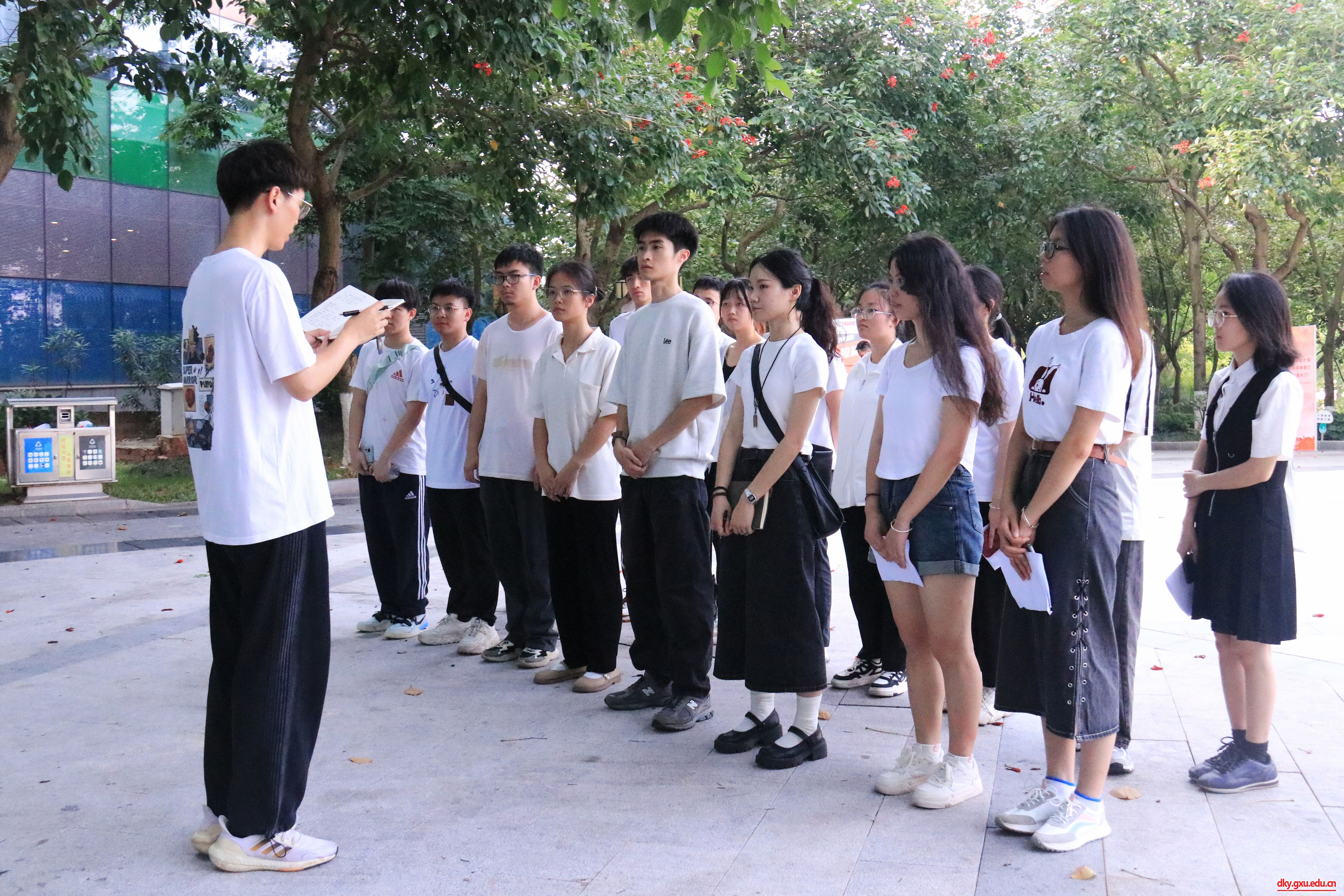 英国上市公司365