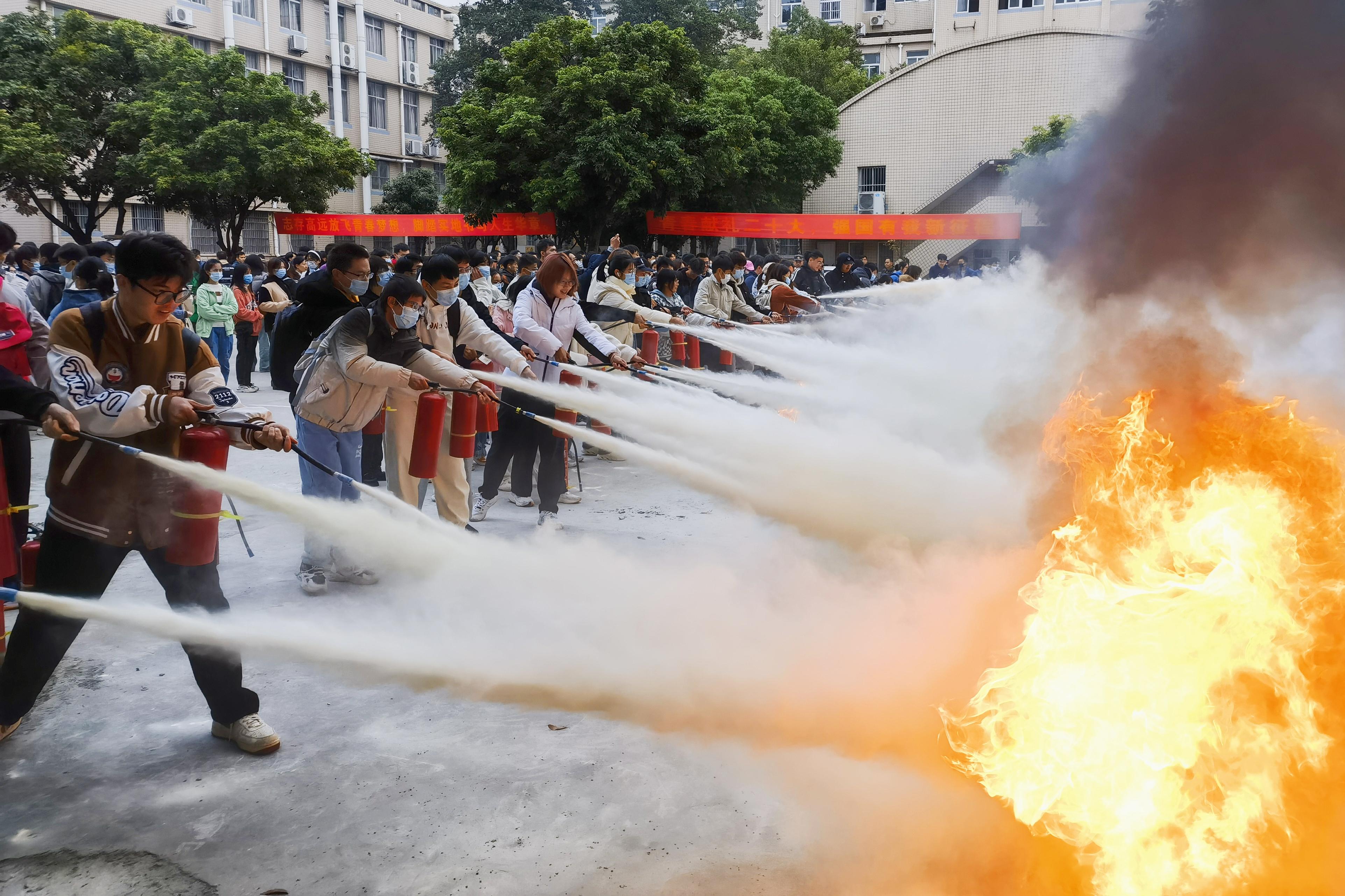 英国上市公司365