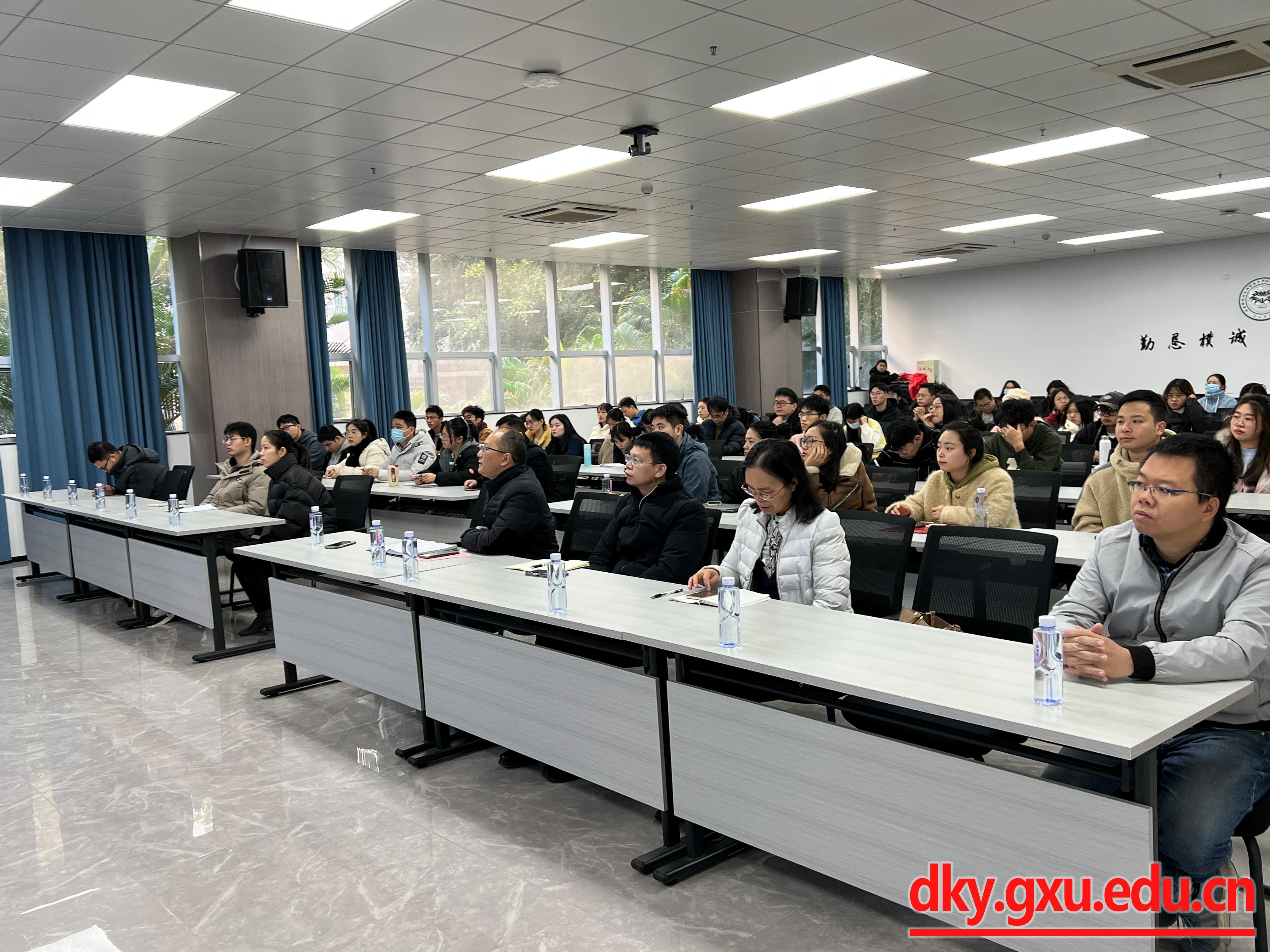 英国上市公司365