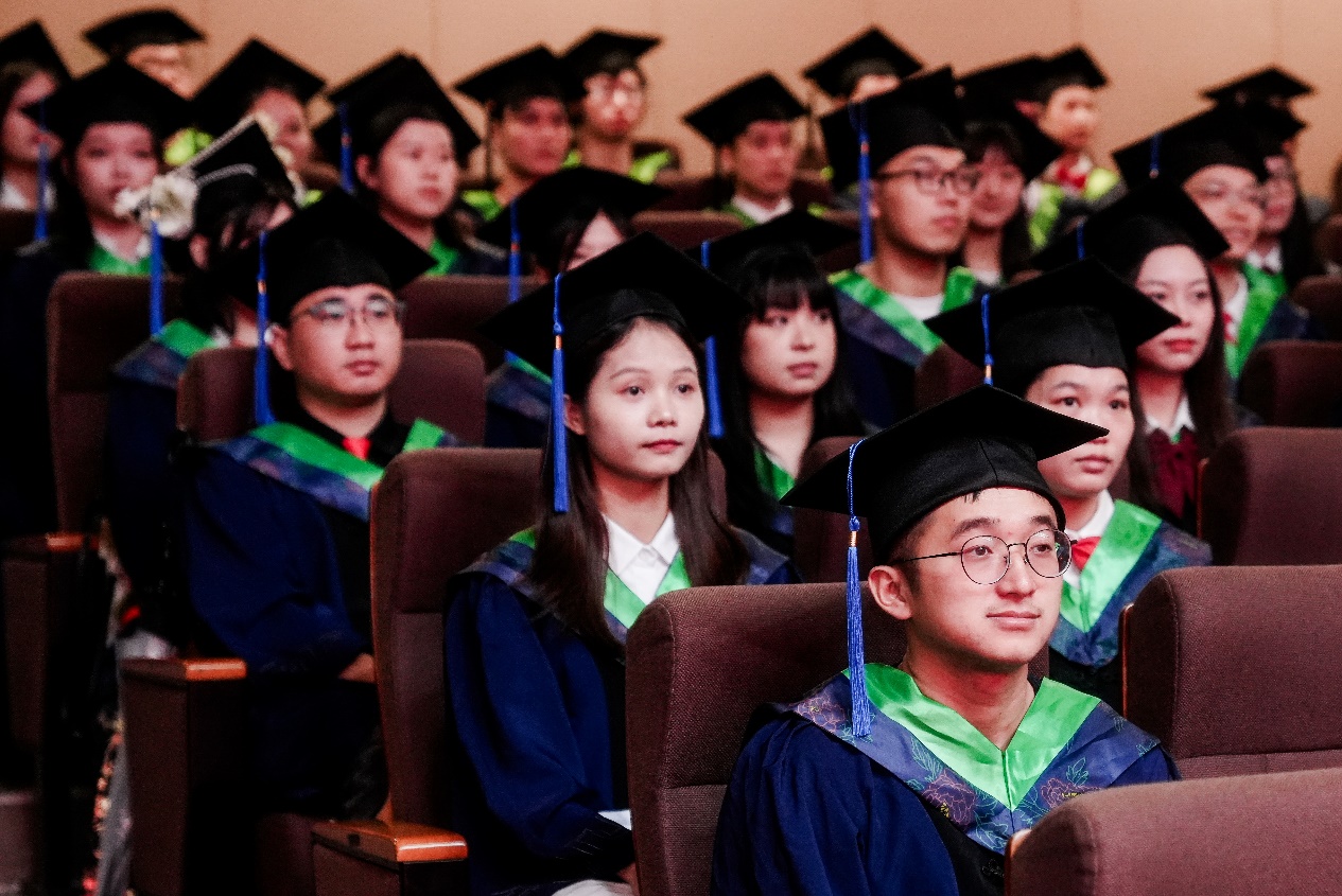 英国上市公司365