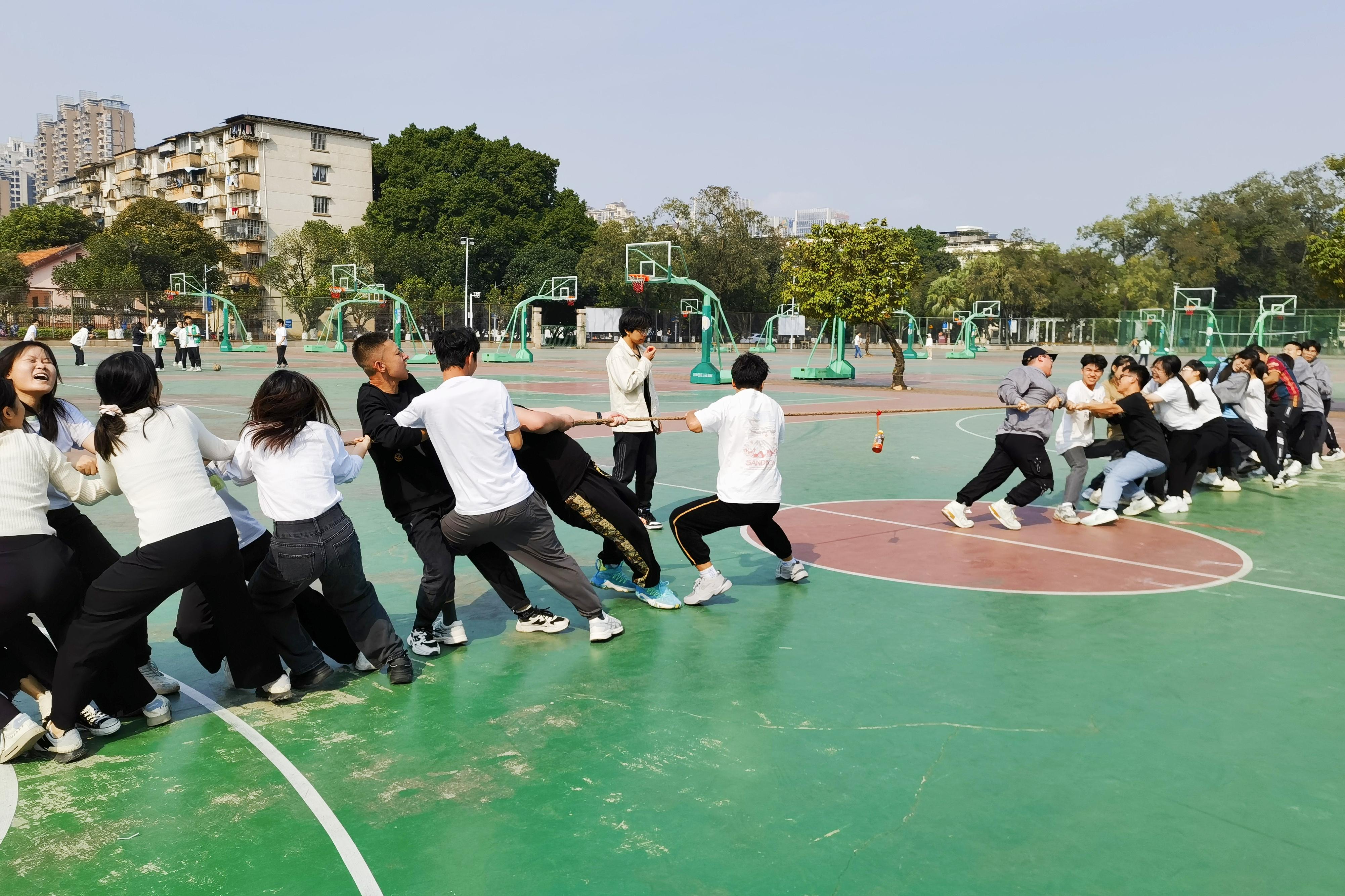 英国上市公司365