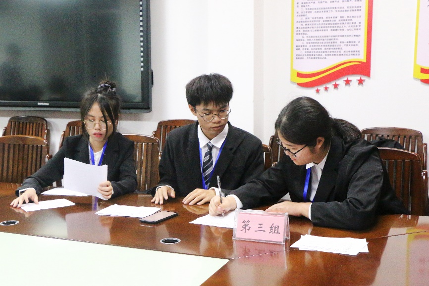 英国上市公司365