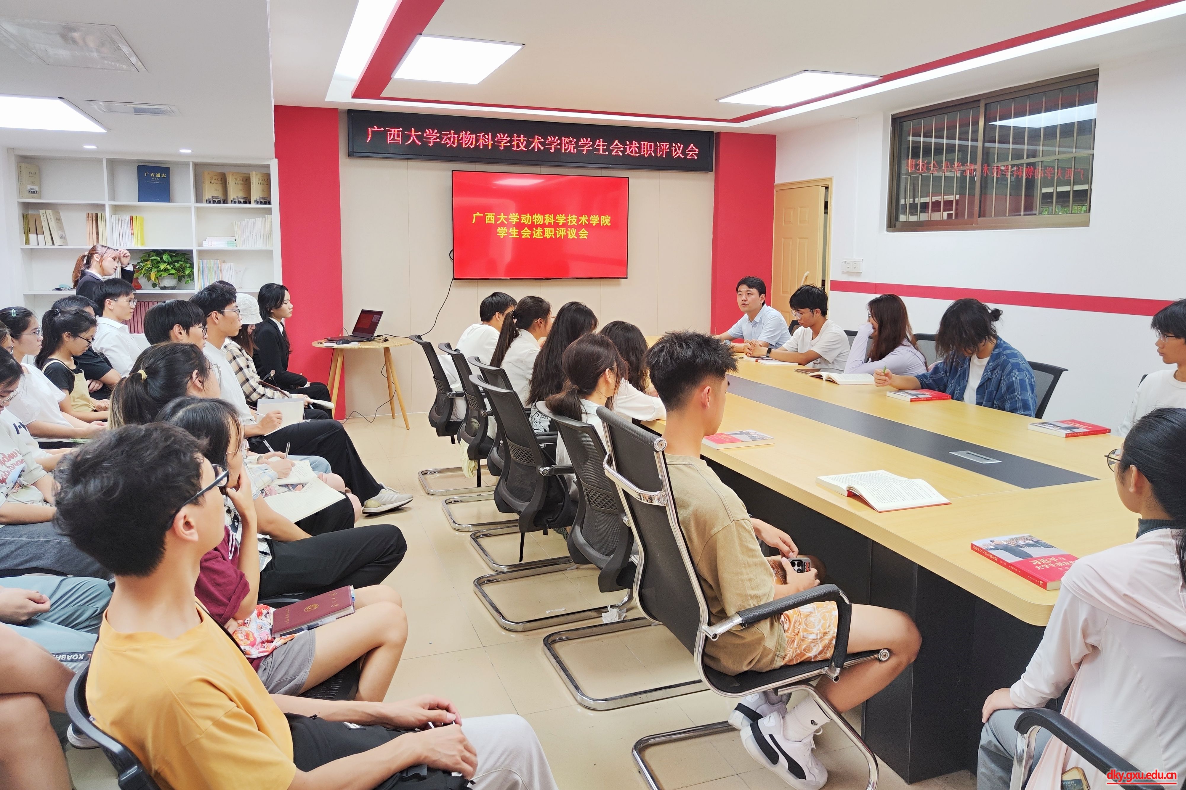 英国上市公司365