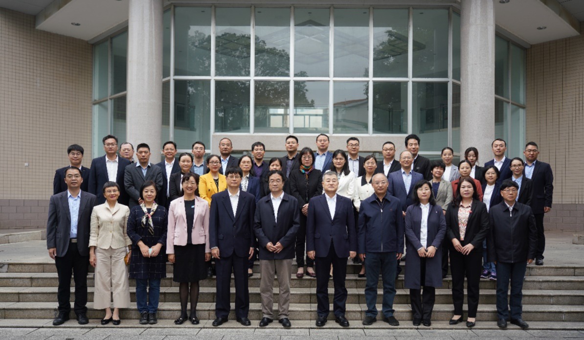 英国上市公司365