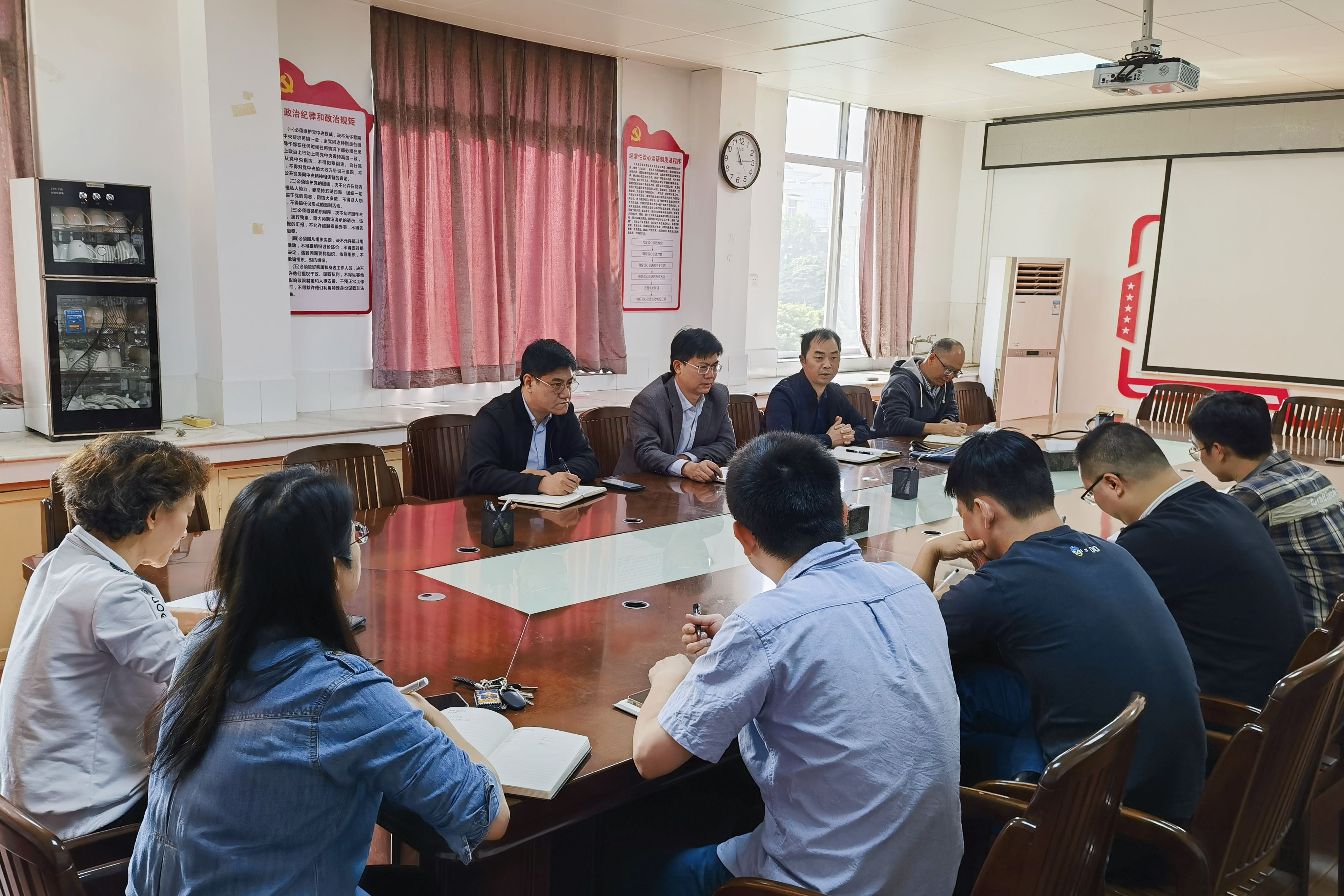 英国上市公司365