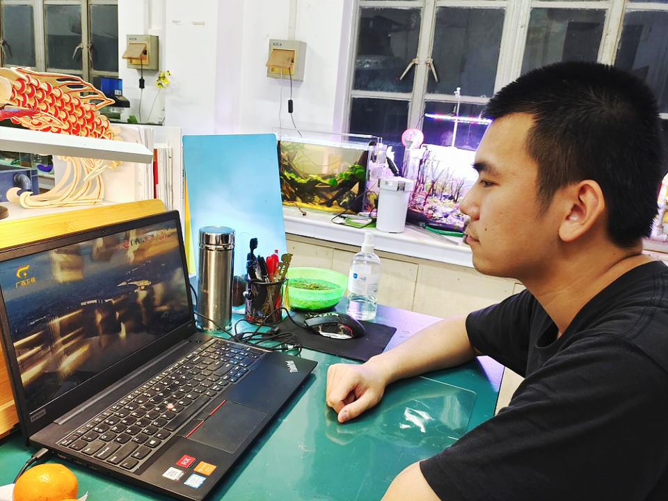 英国上市公司365