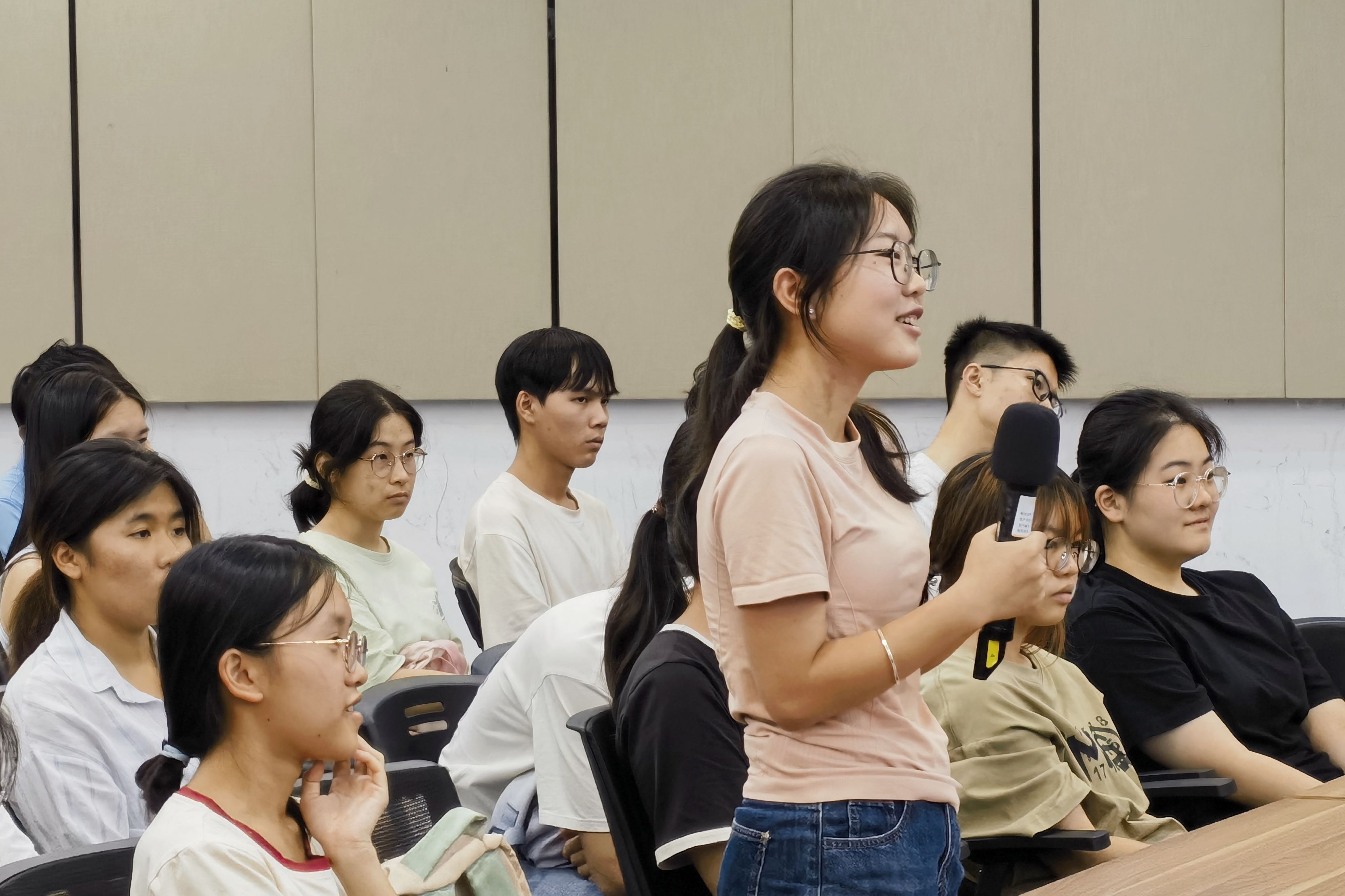 英国上市公司365