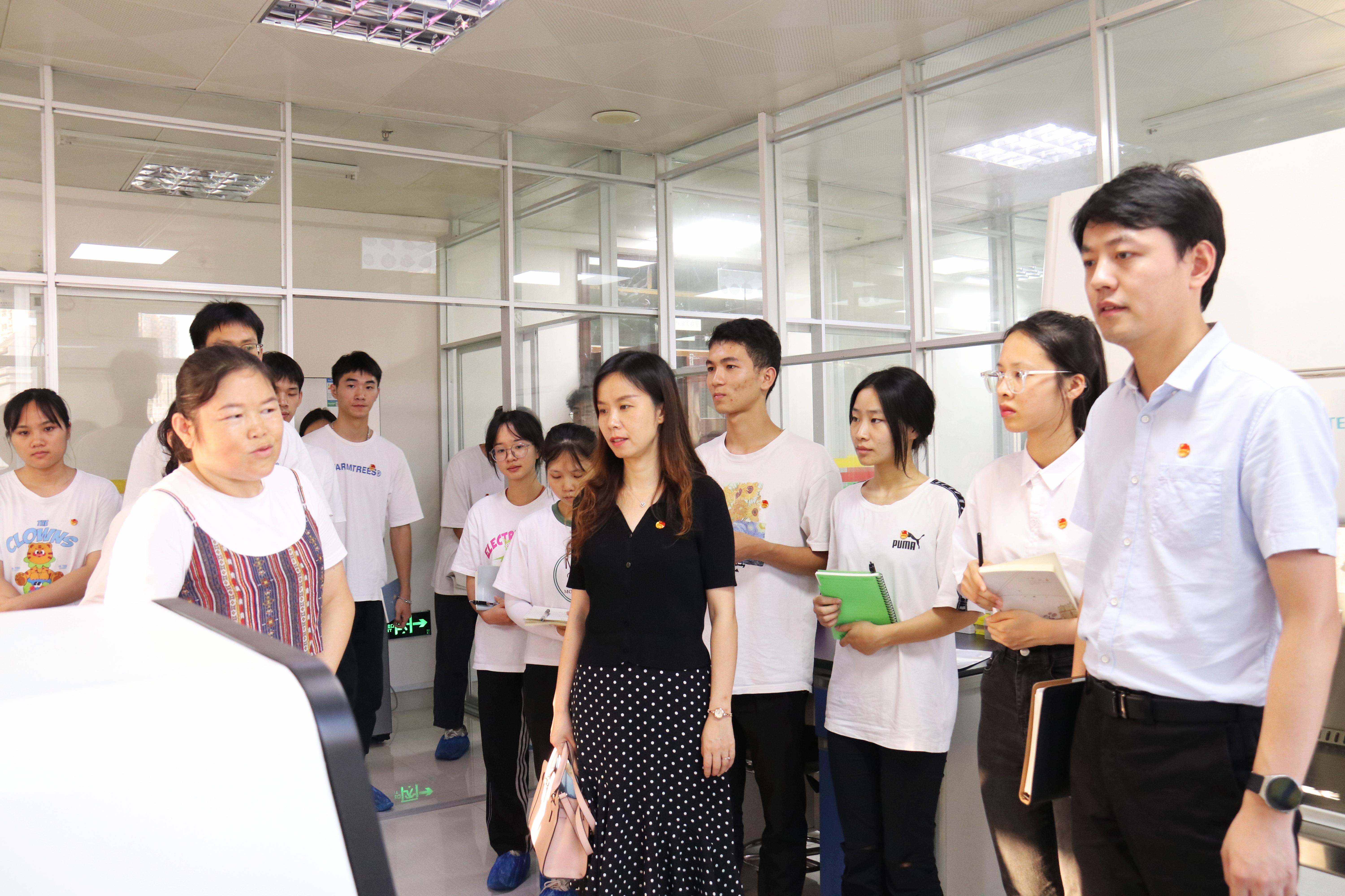 英国上市公司365