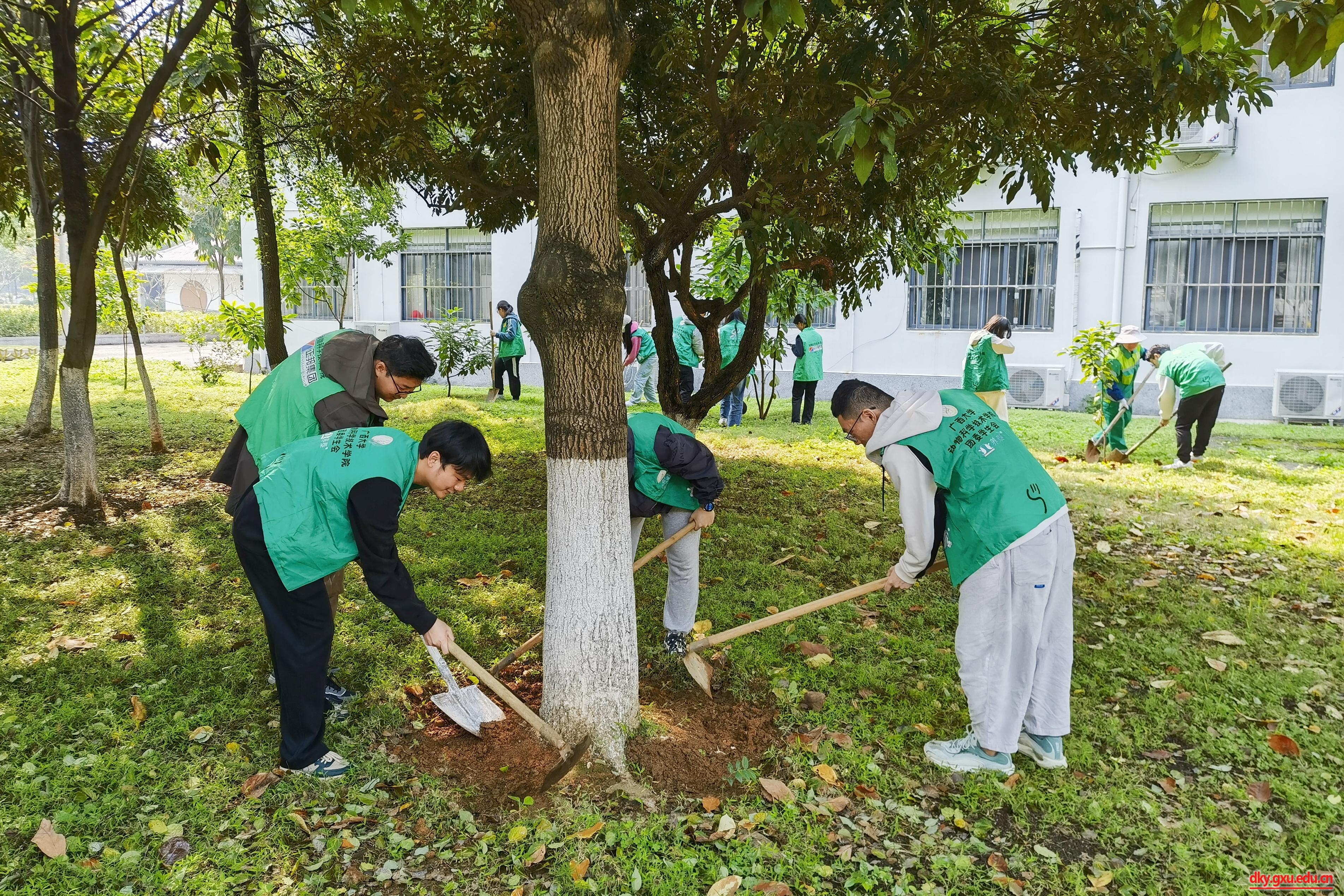 英国上市公司365