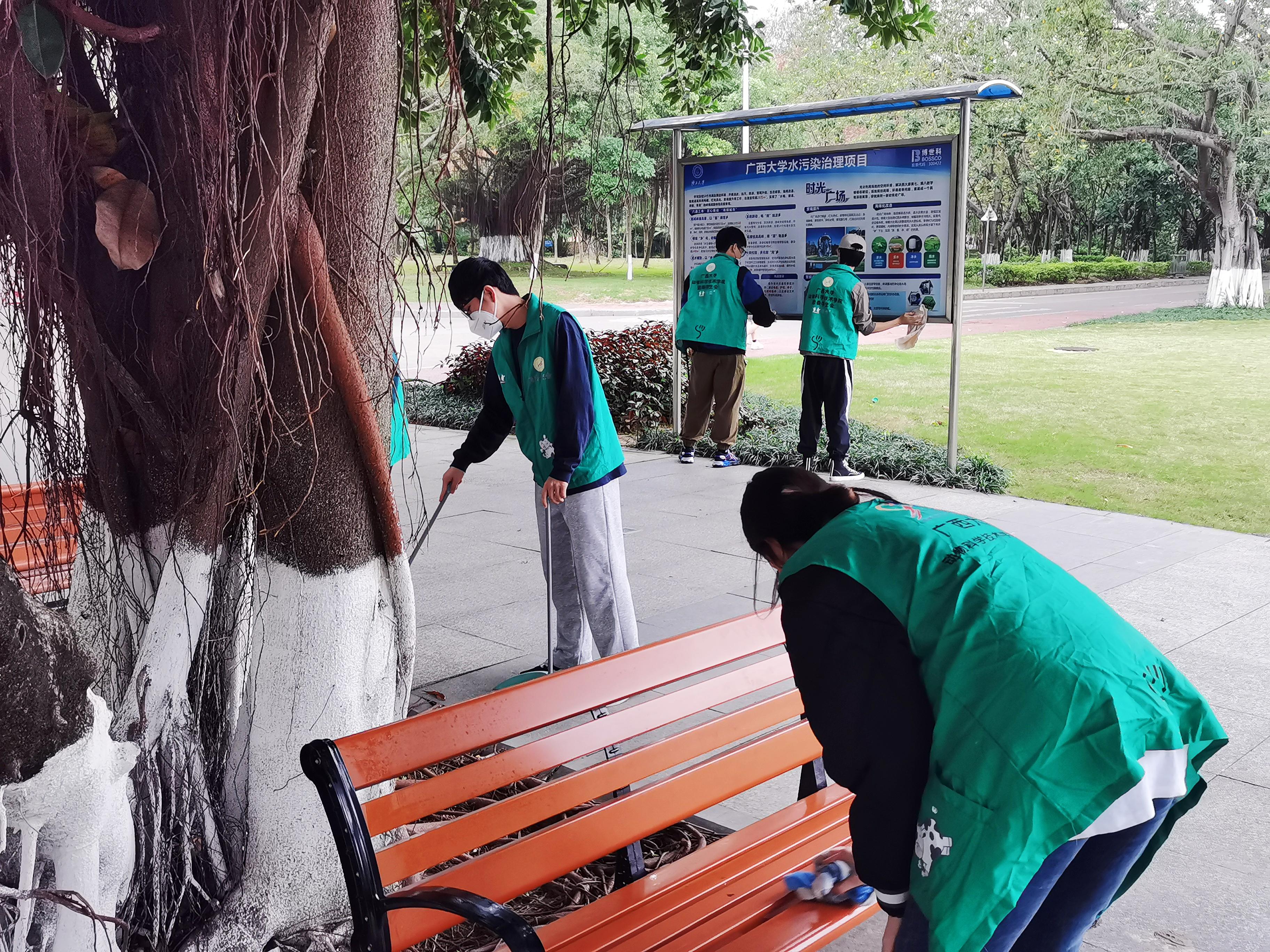 英国上市公司365