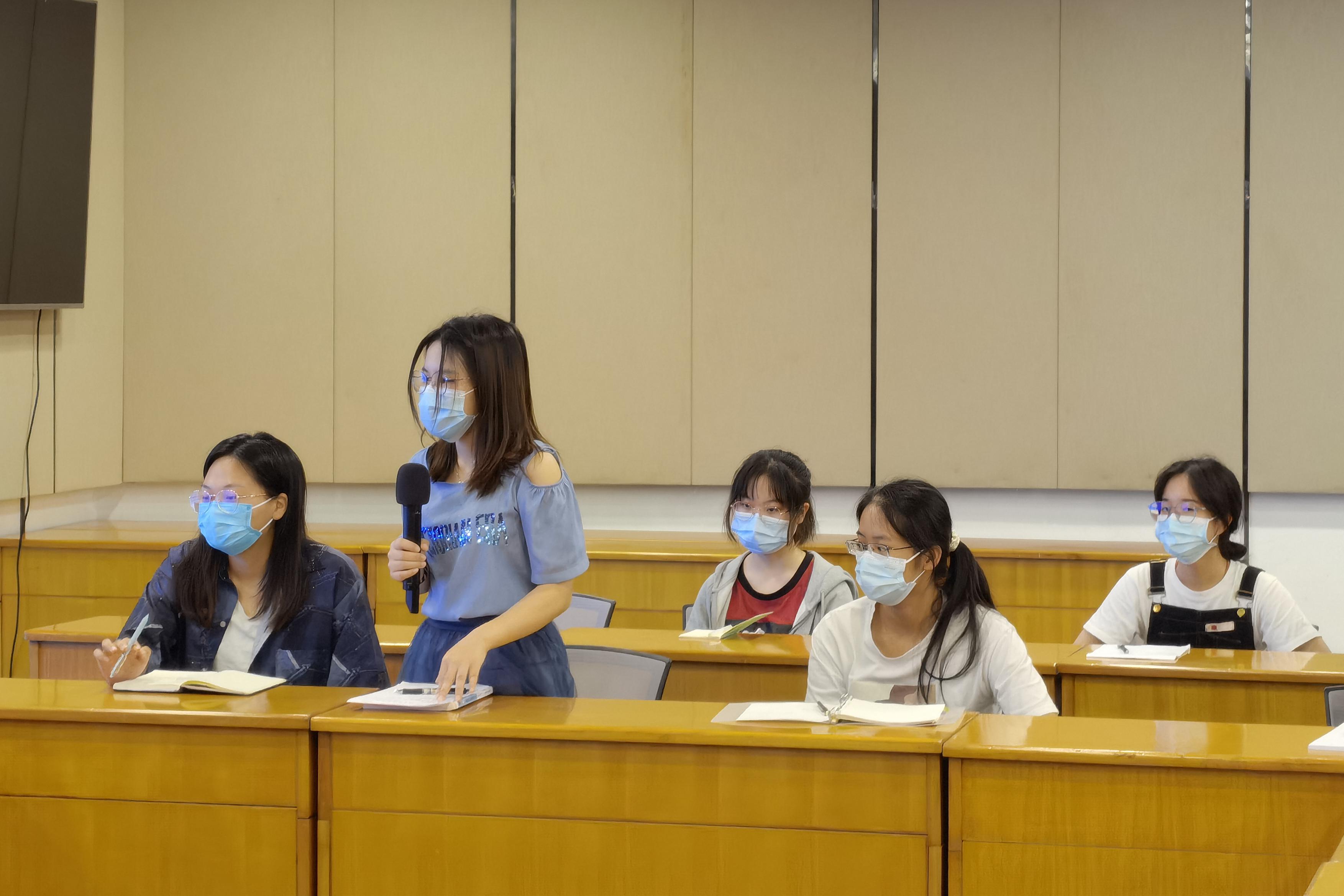 英国上市公司365