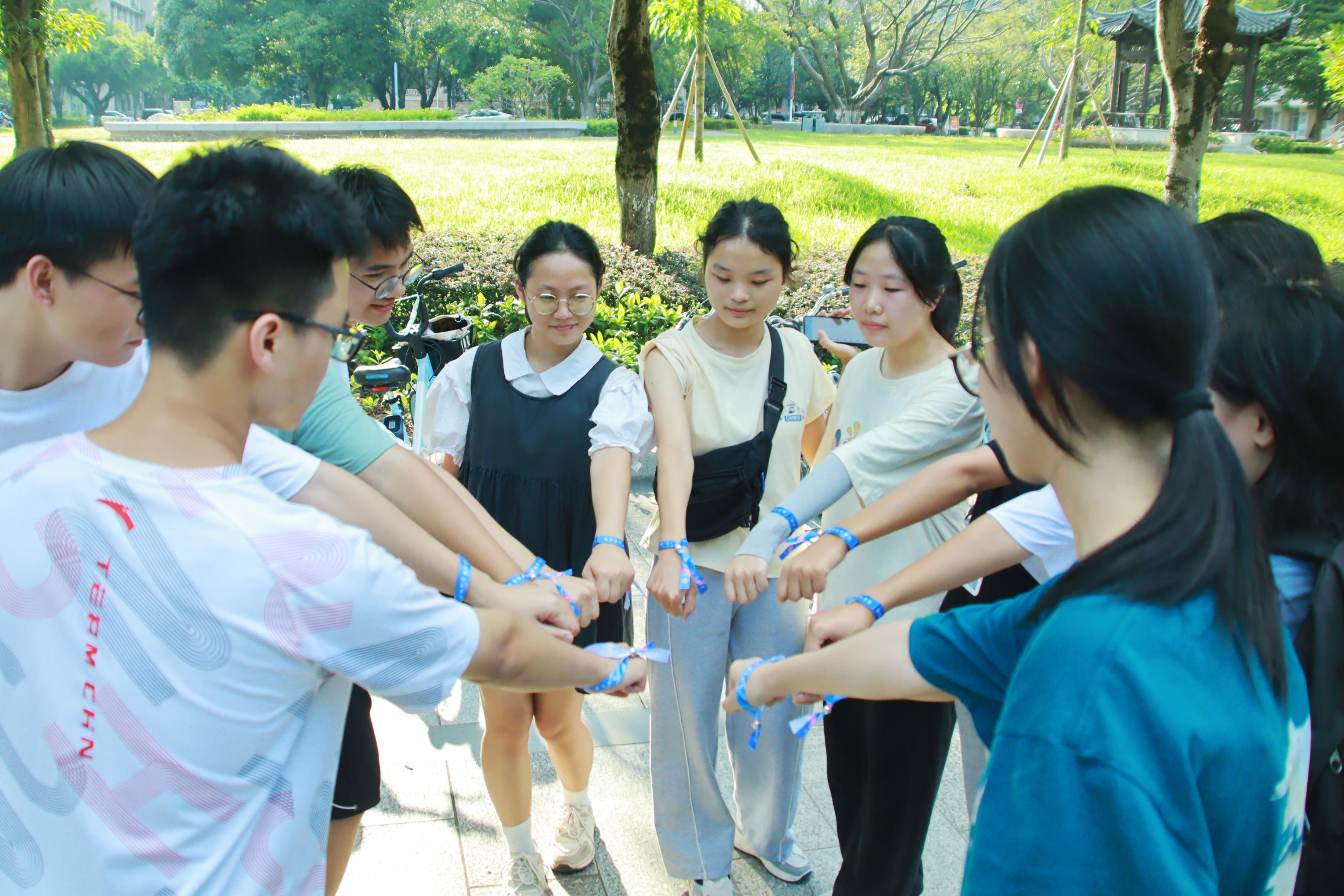 英国上市公司365