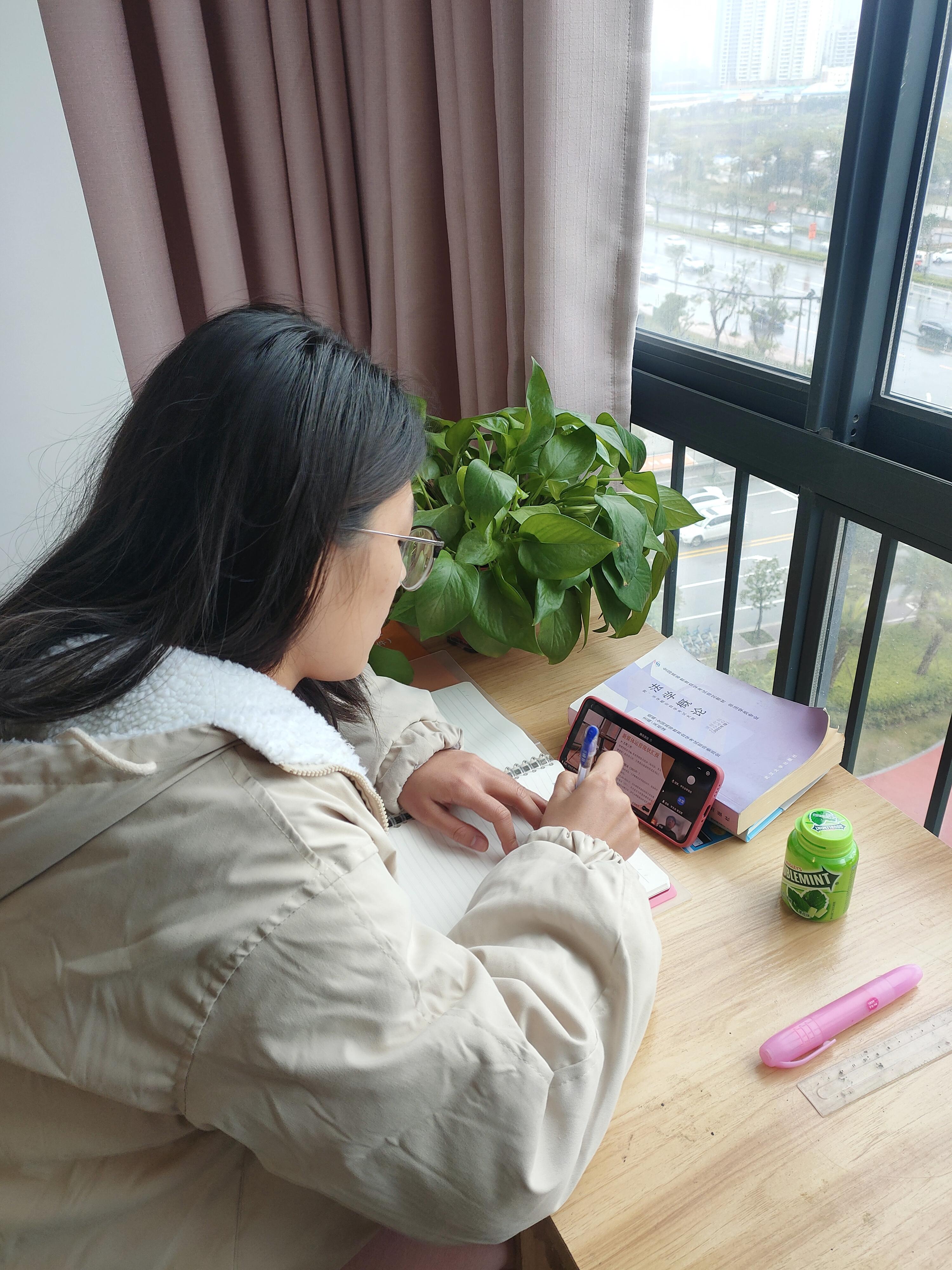 英国上市公司365