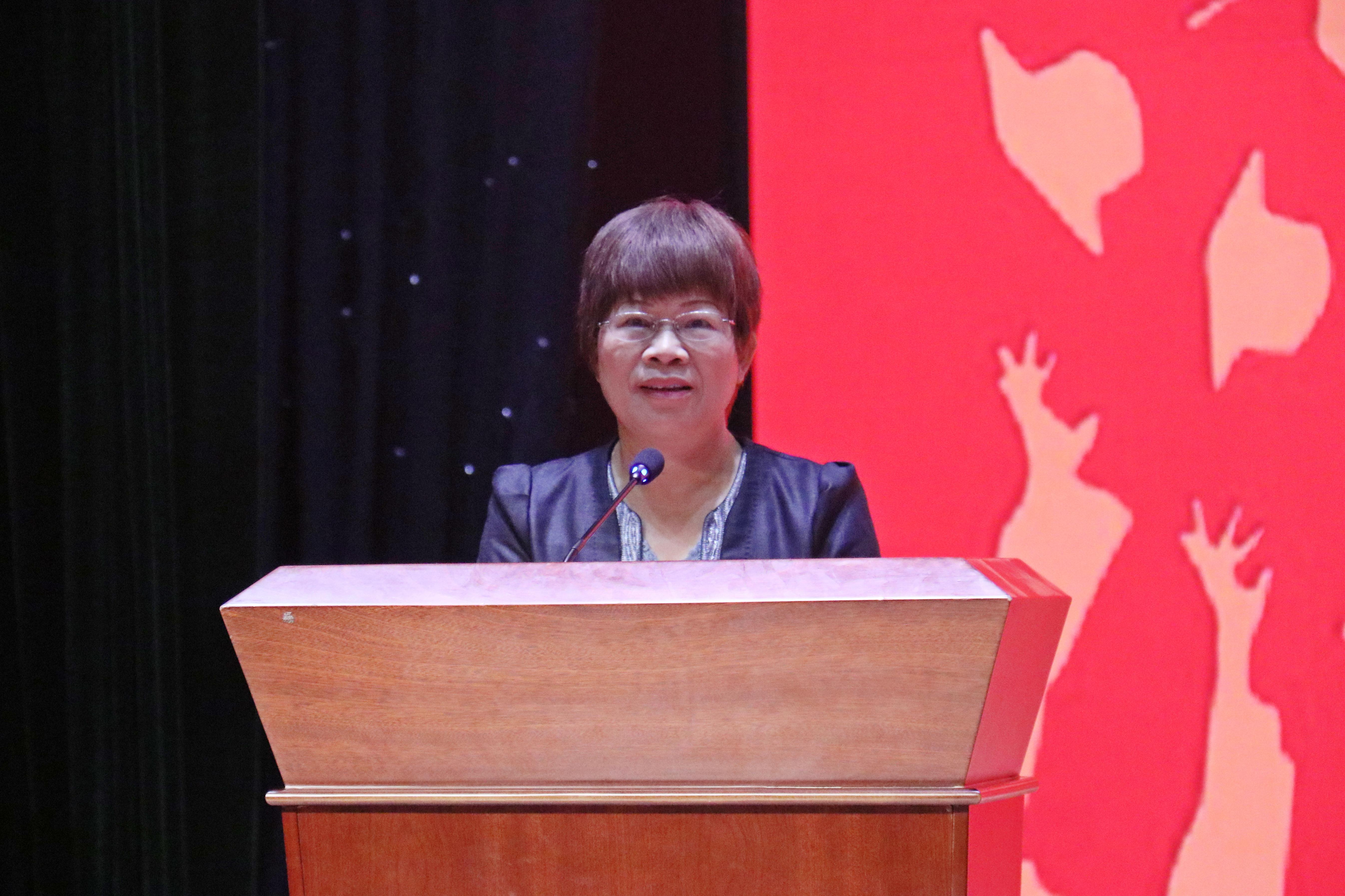 英国上市公司365