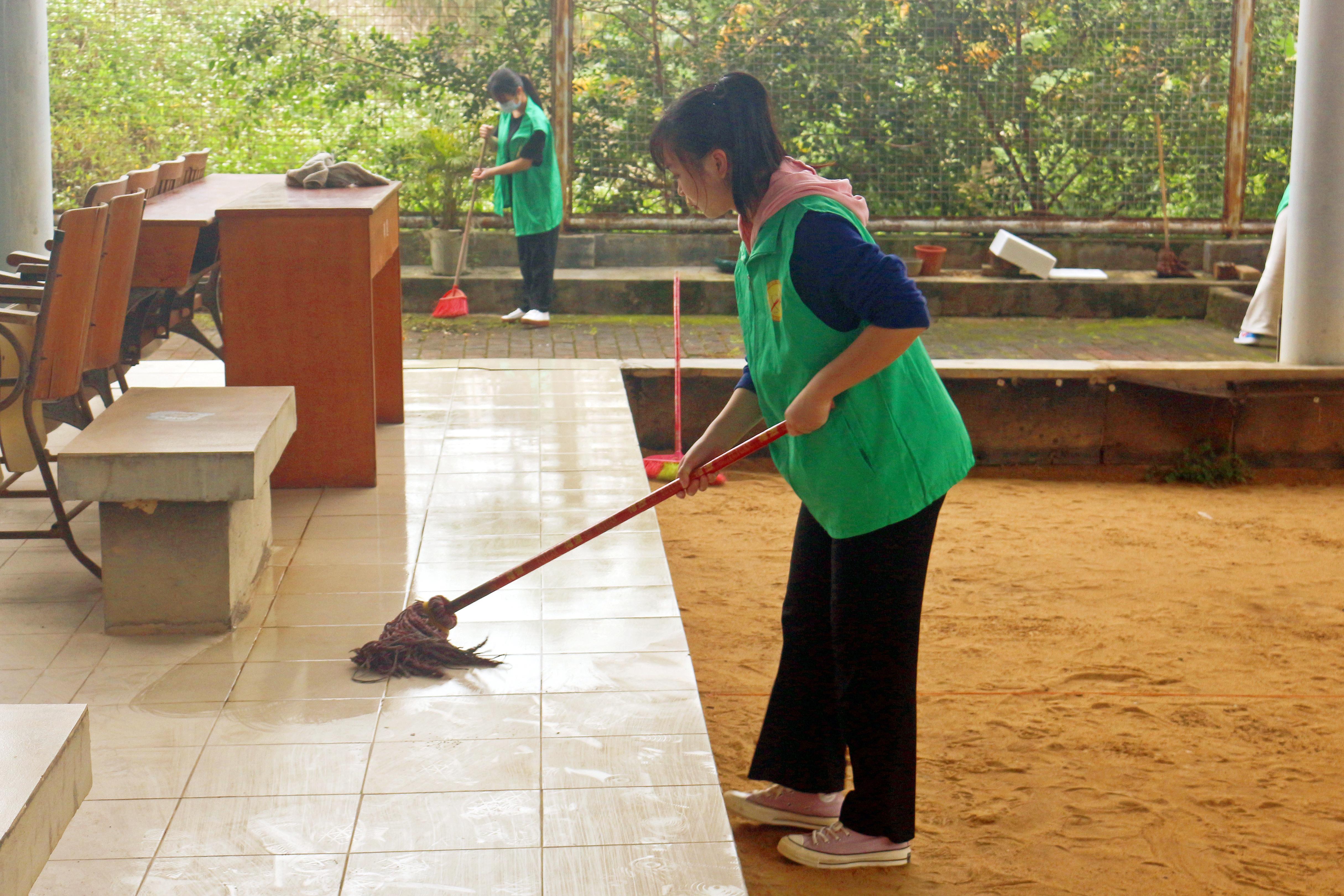 英国上市公司365