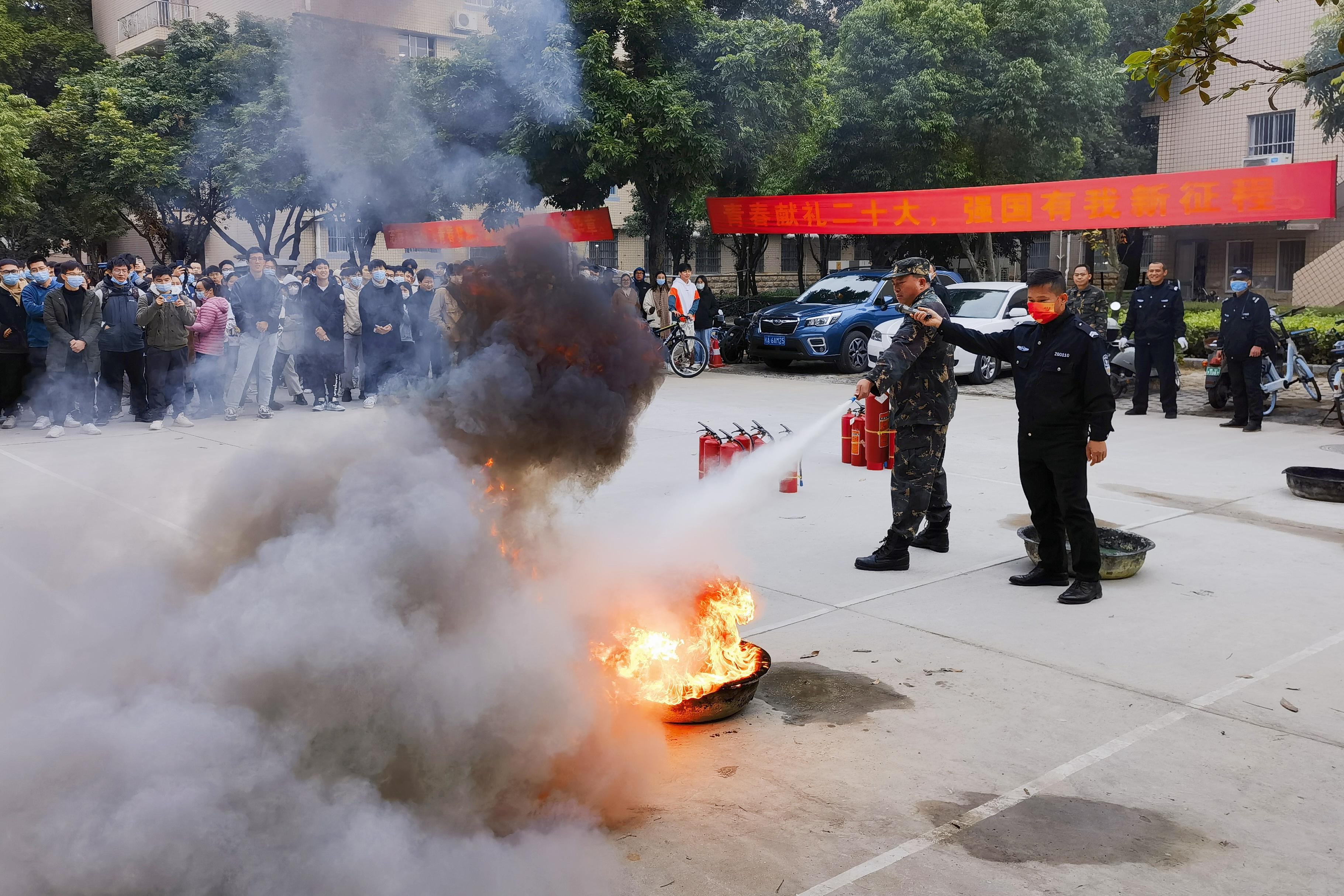 英国上市公司365