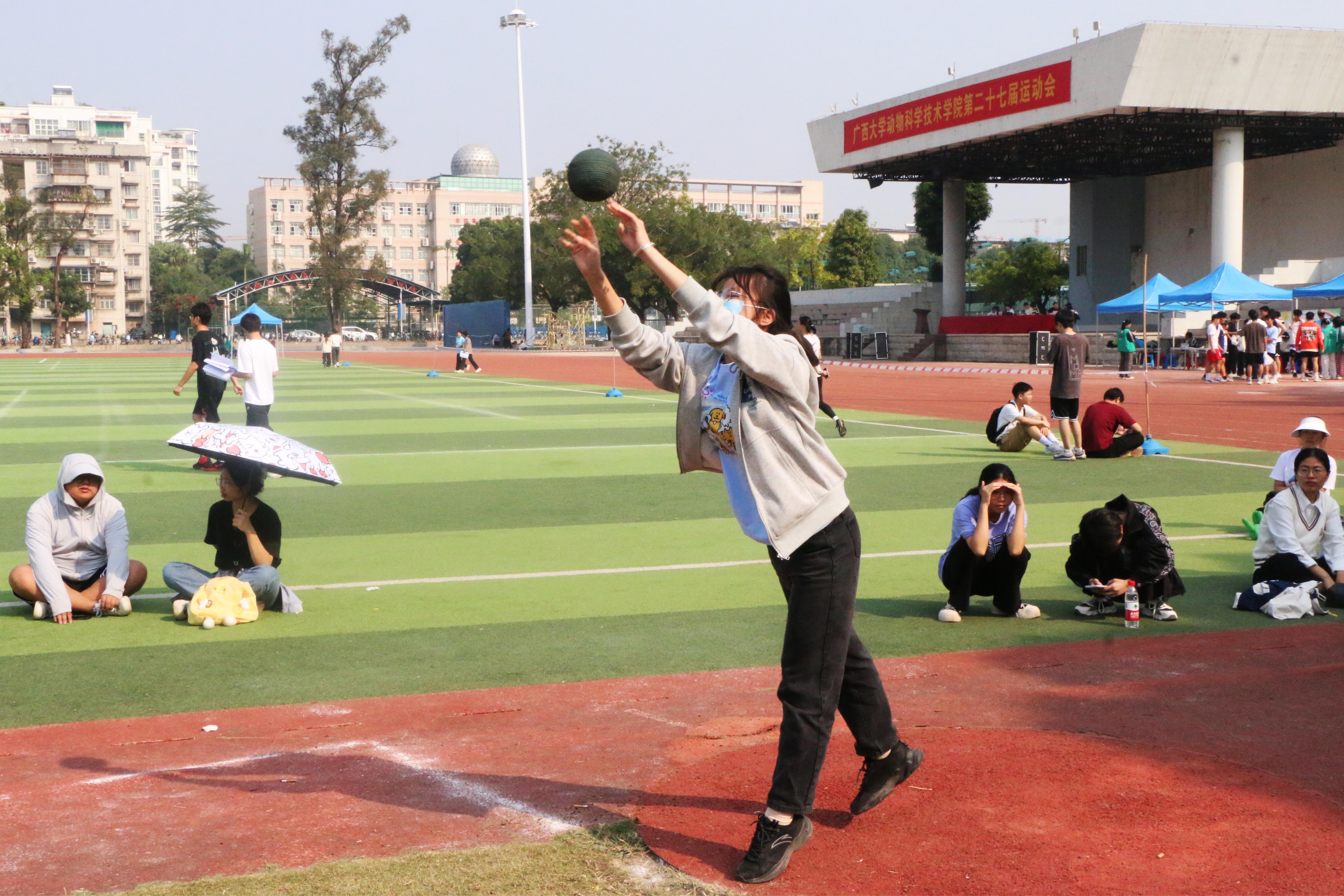 英国上市公司365