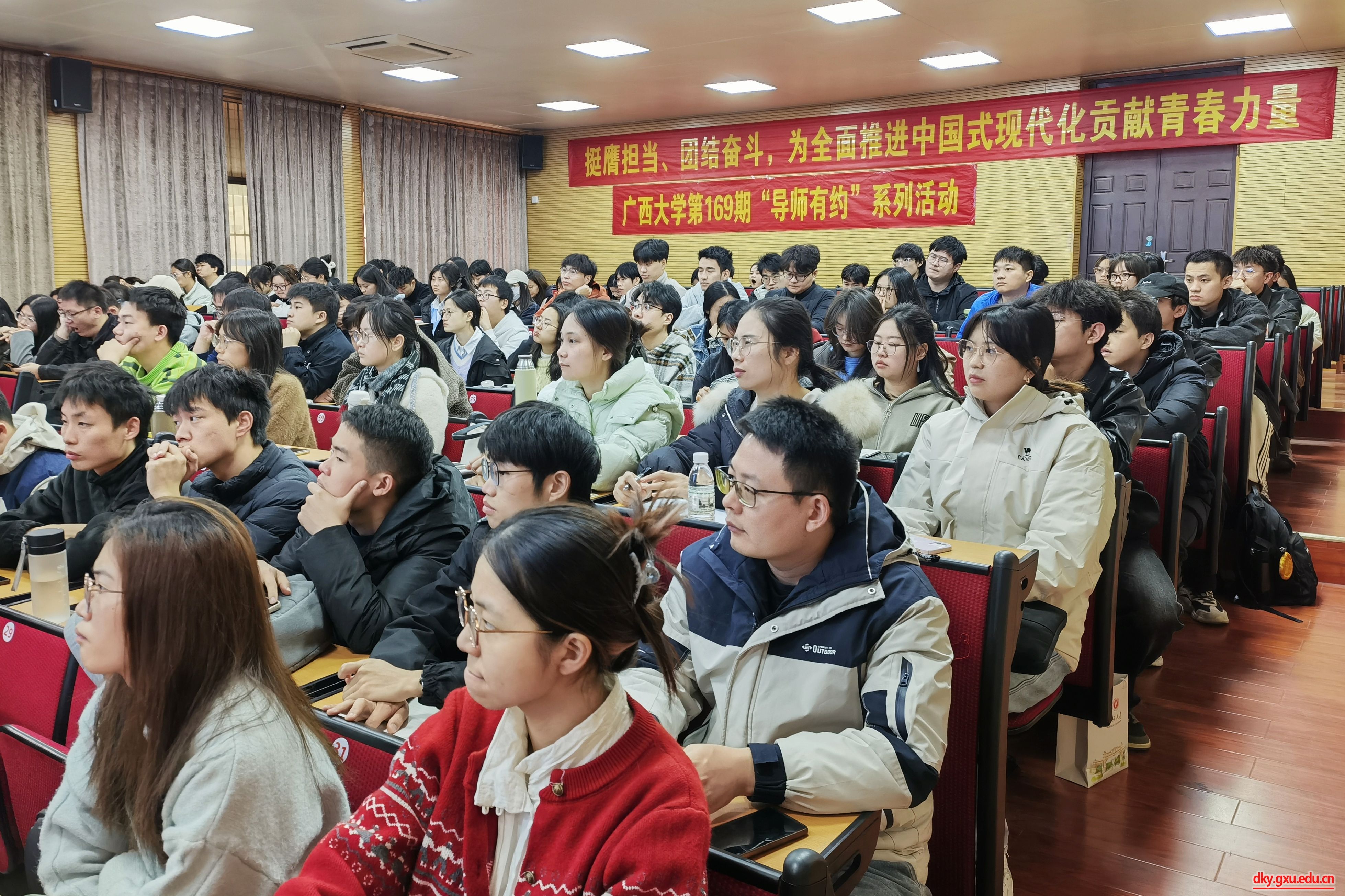 英国上市公司365