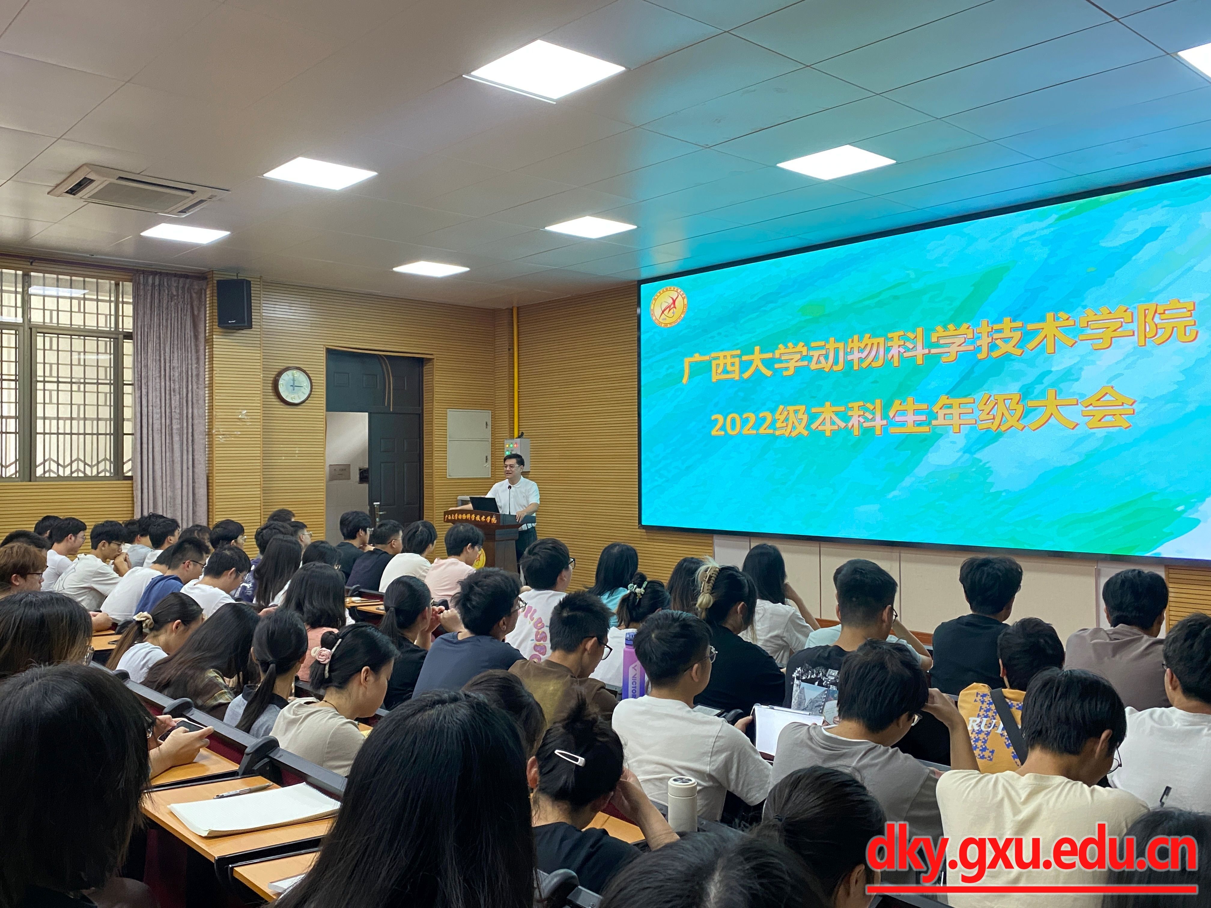 英国上市公司365