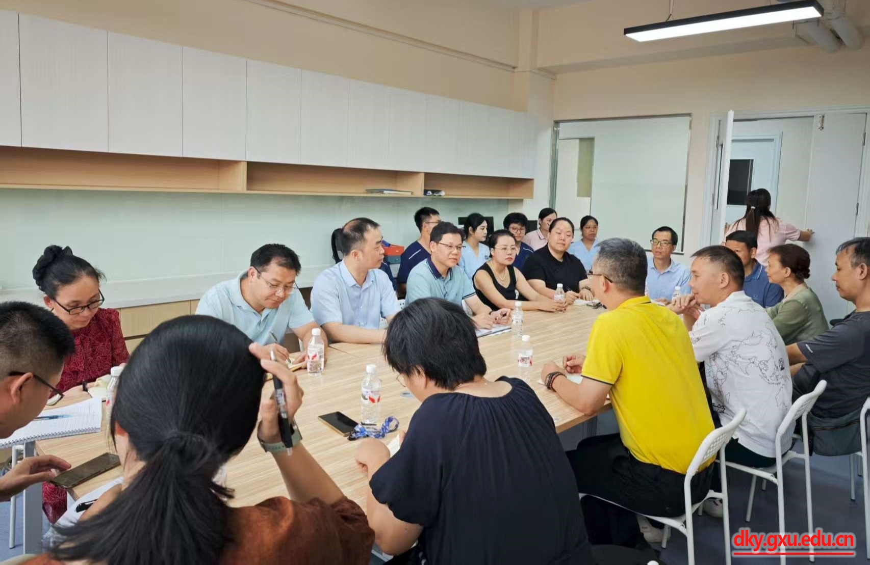 英国上市公司365