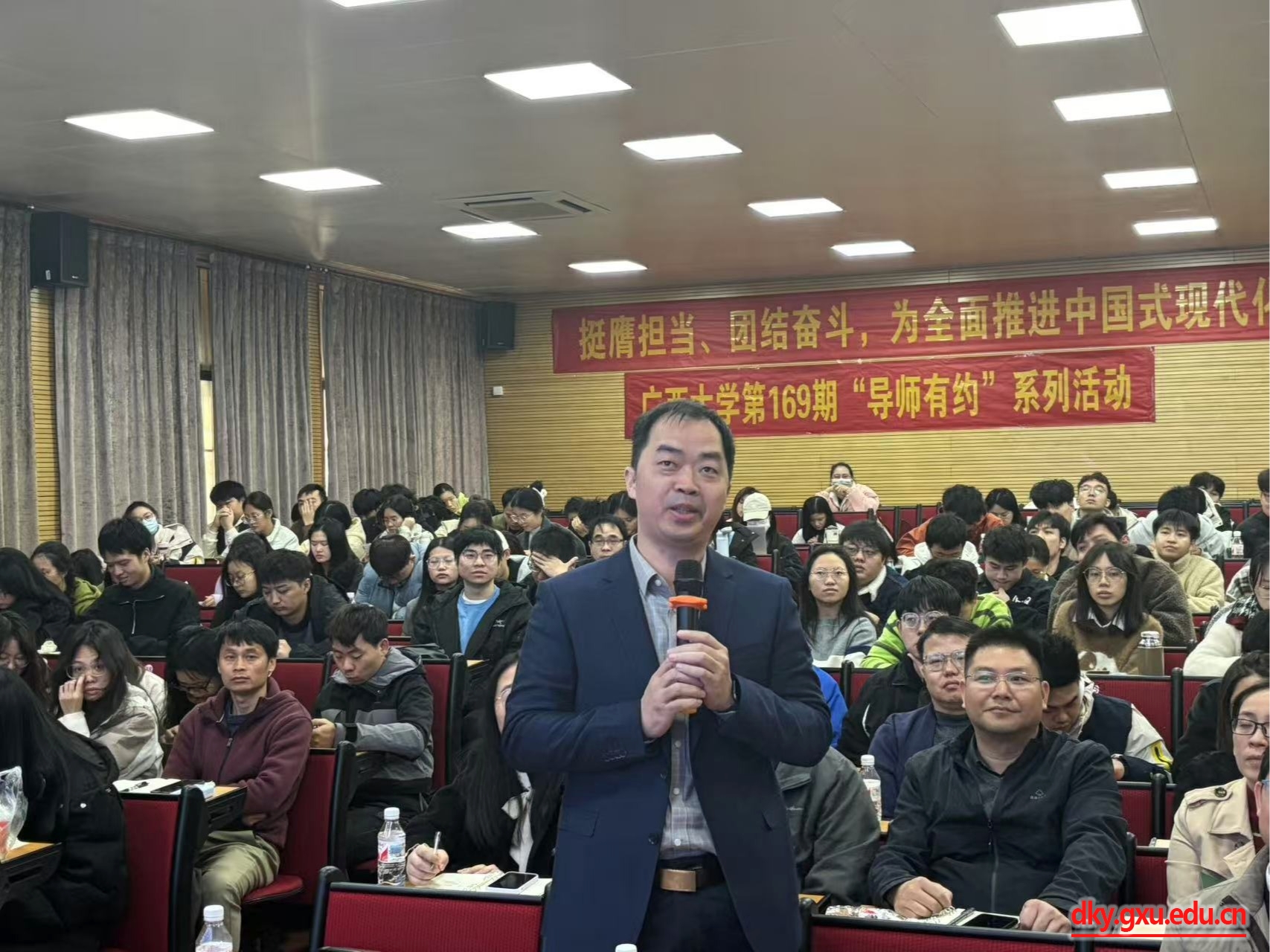 英国上市公司365