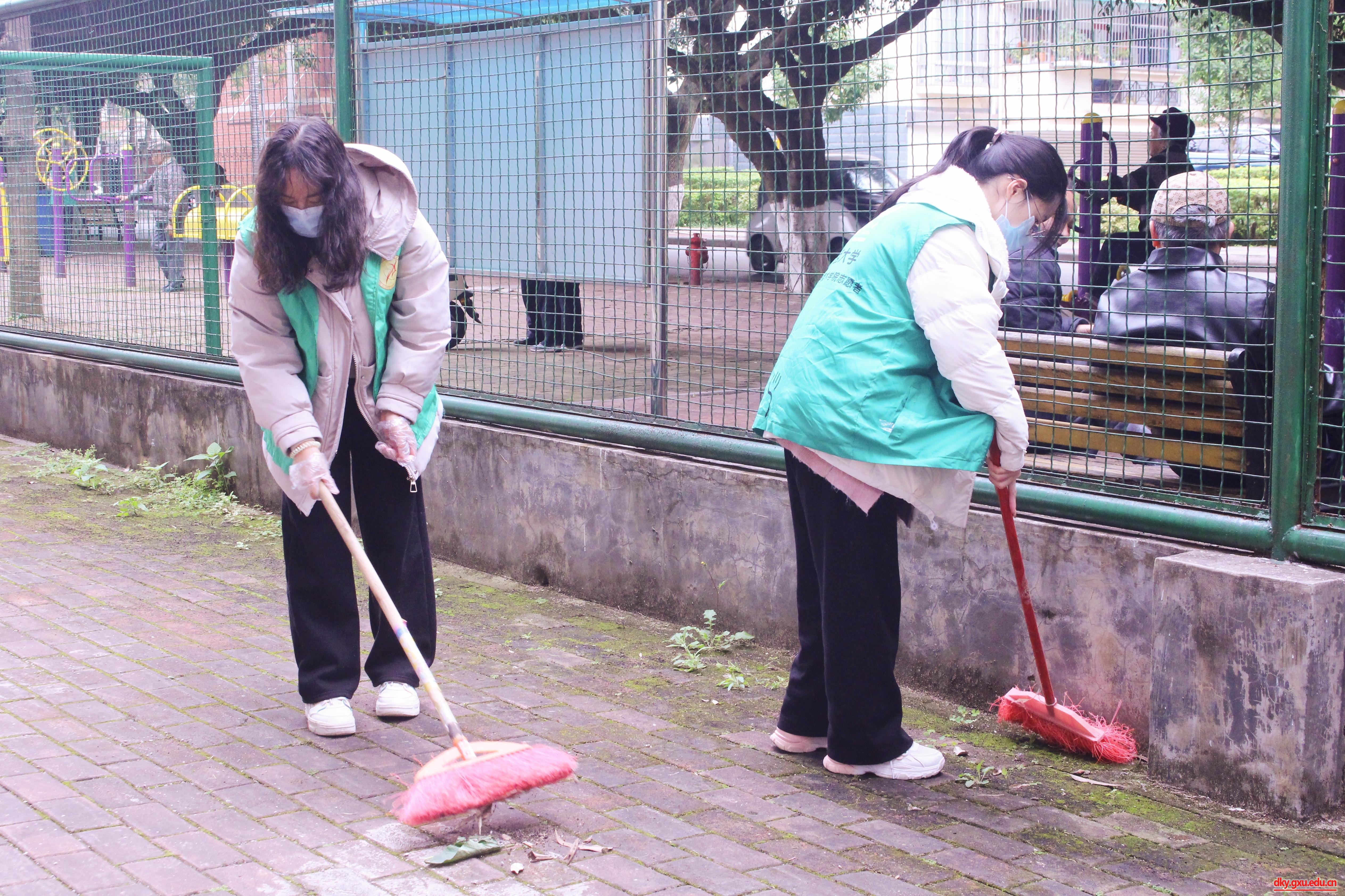 英国上市公司365