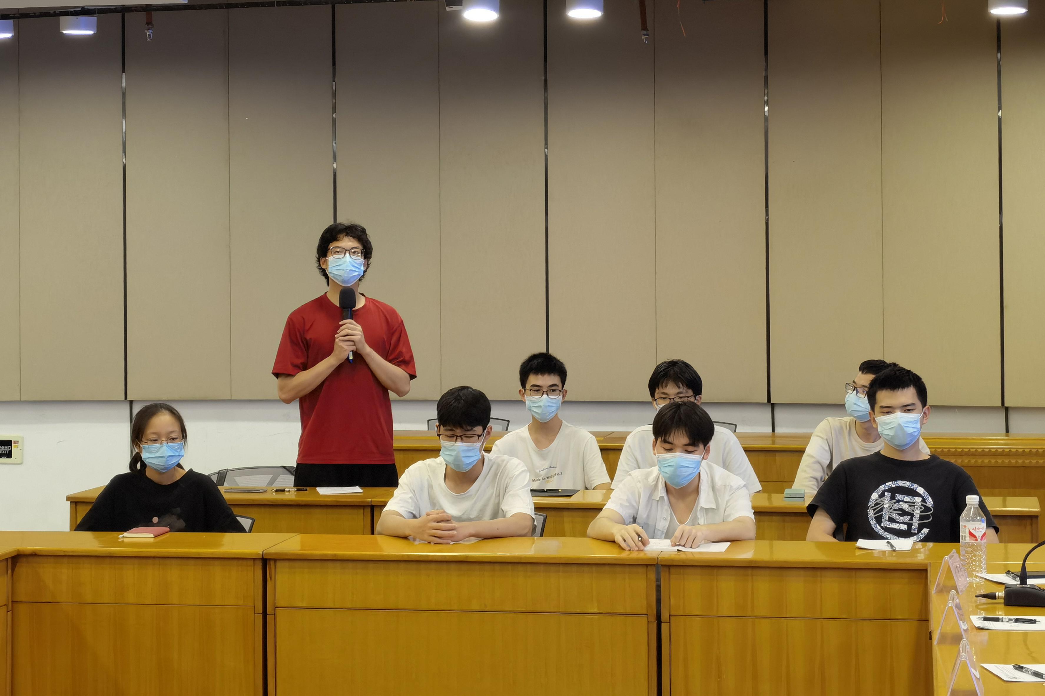 英国上市公司365