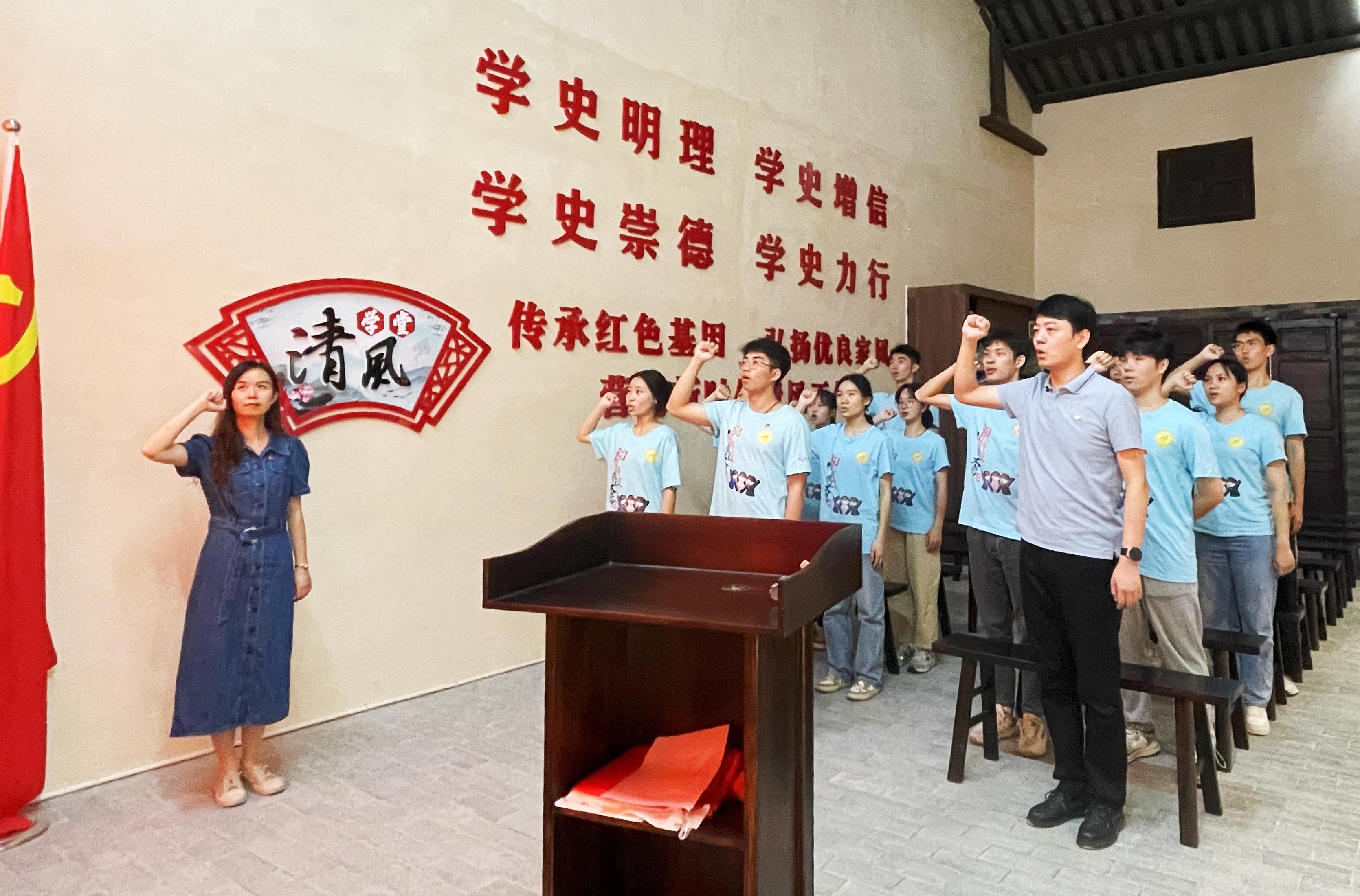 英国上市公司365