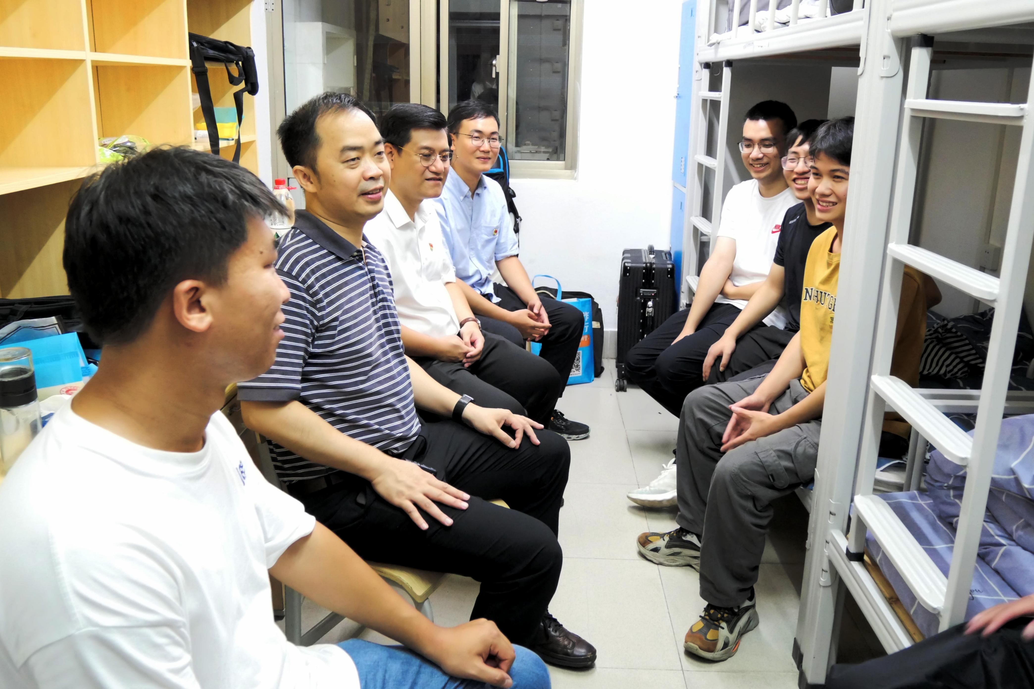 英国上市公司365