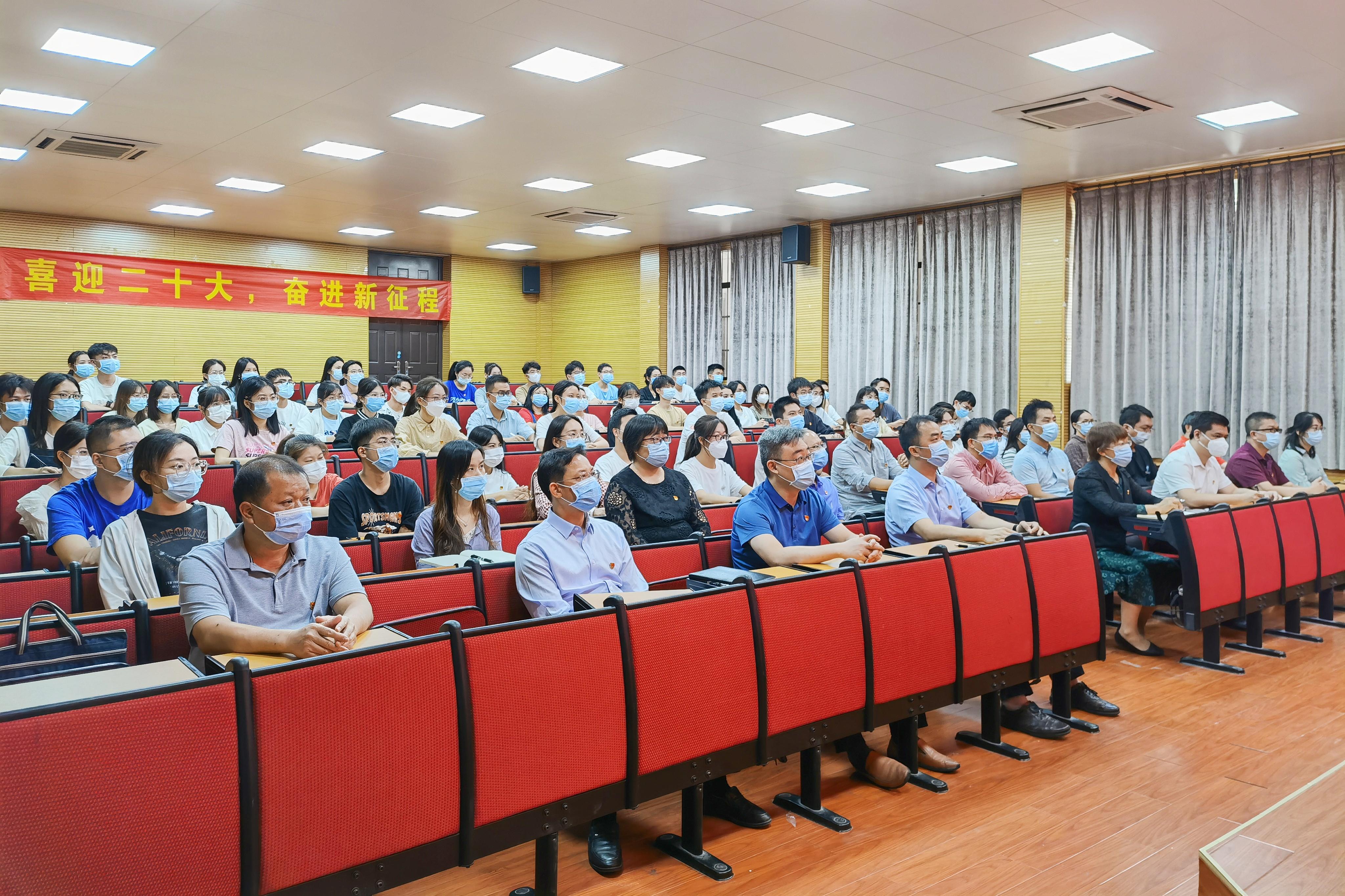 英国上市公司365