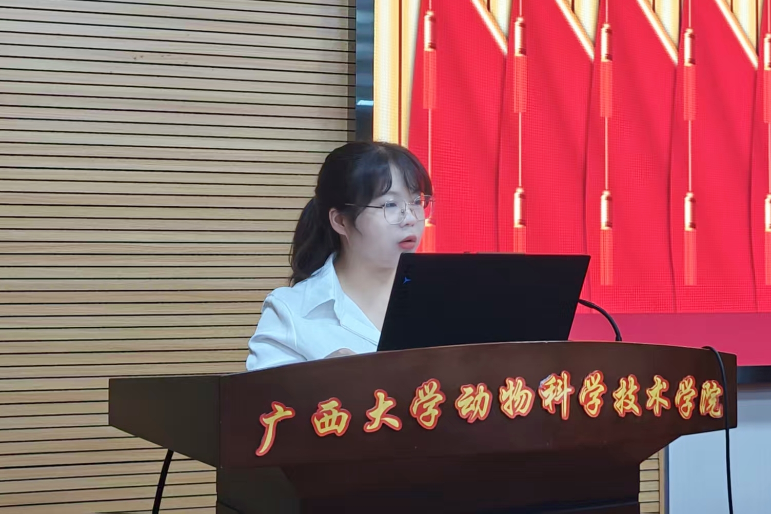 英国上市公司365