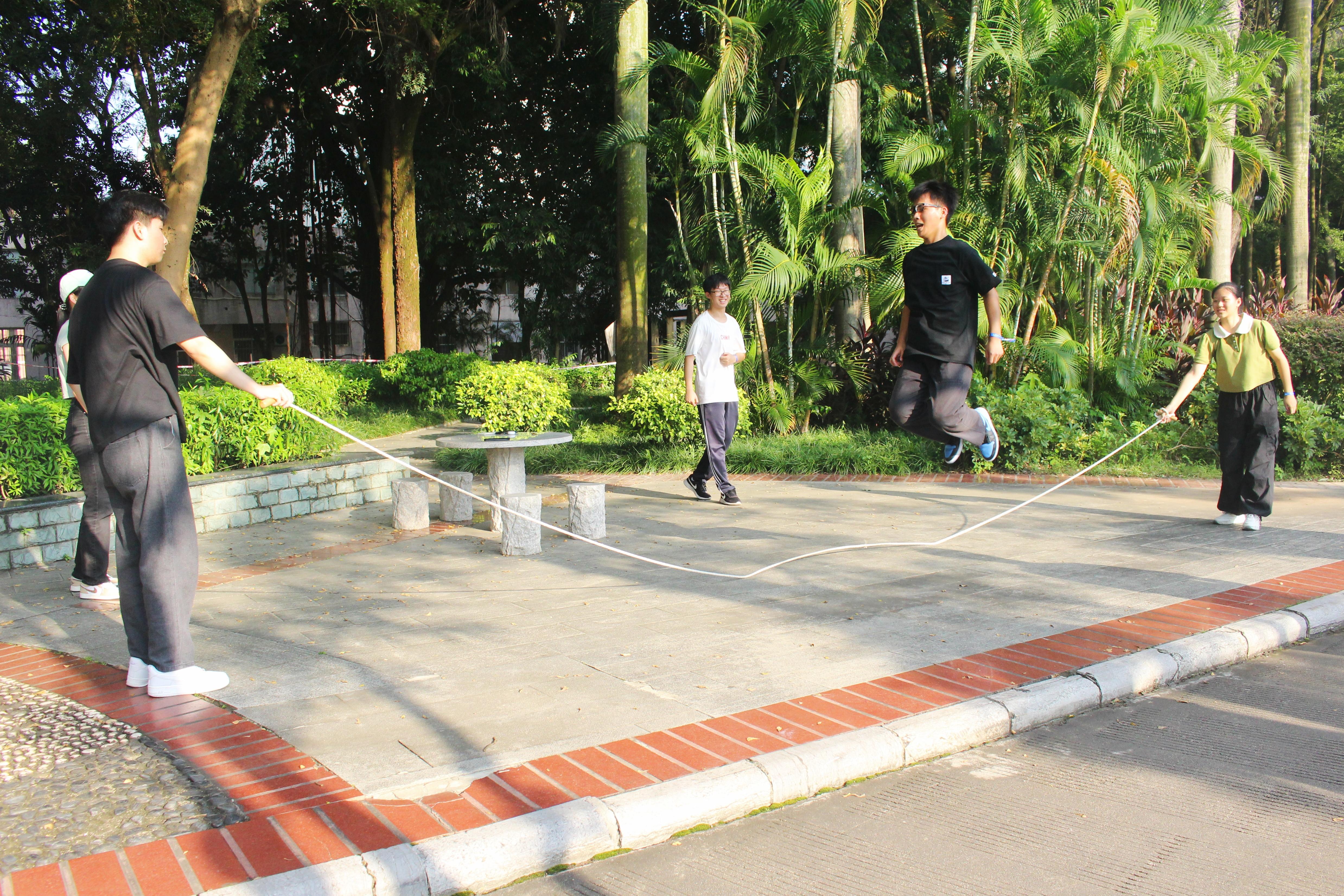 英国上市公司365