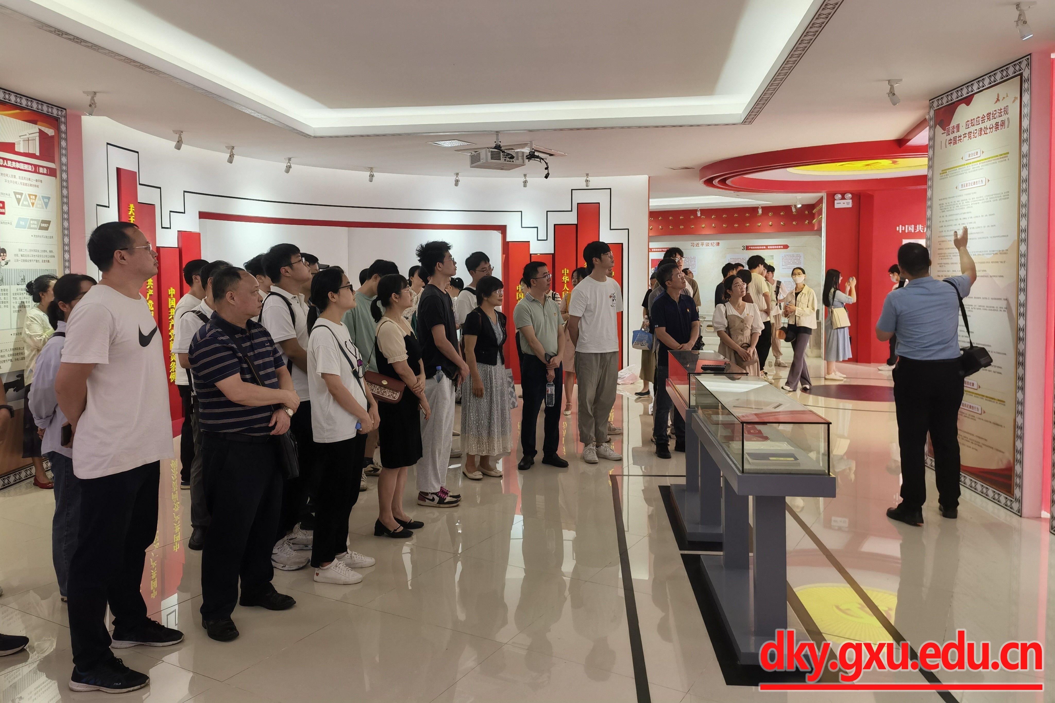 英国上市公司365