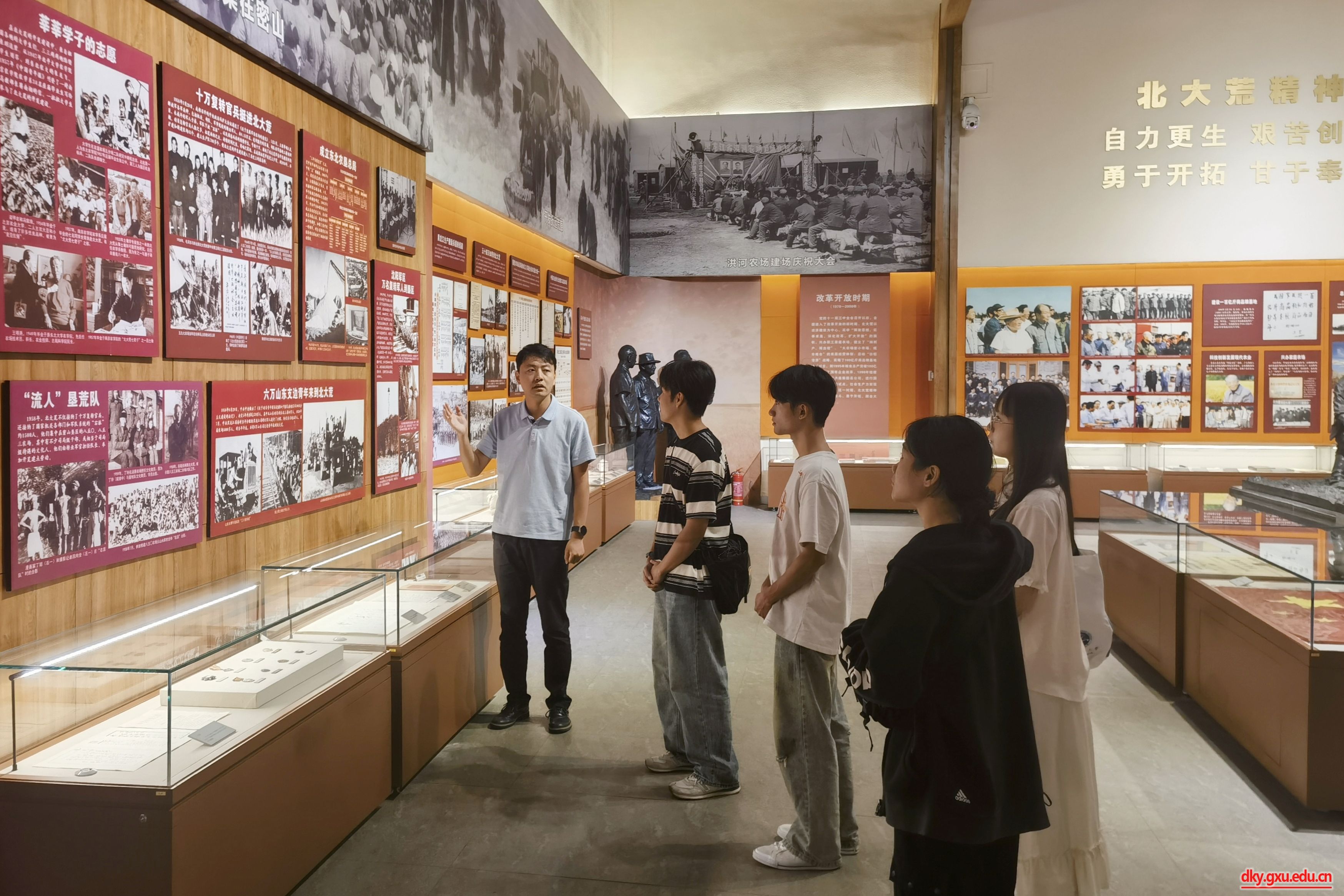 英国上市公司365