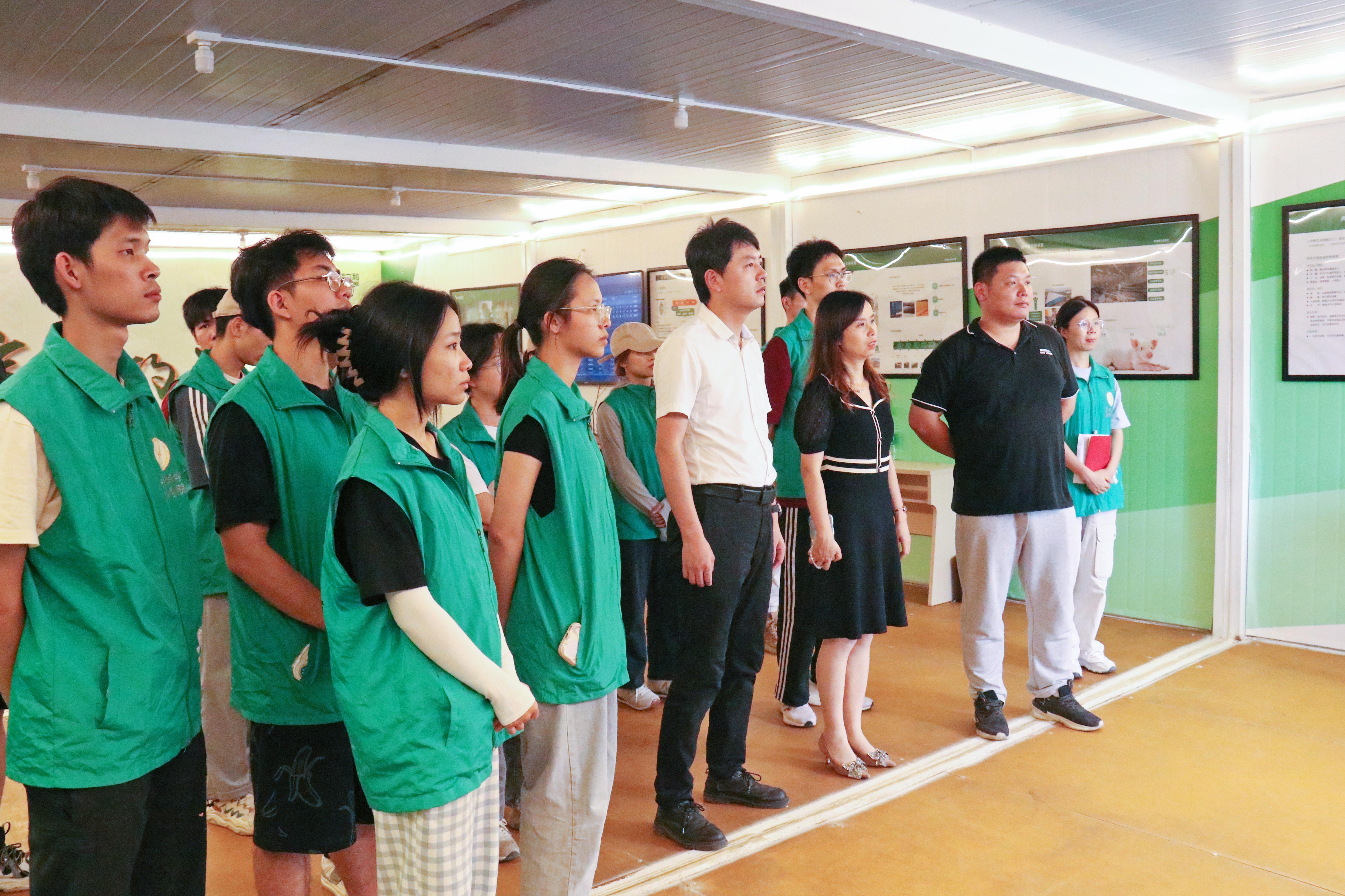 英国上市公司365