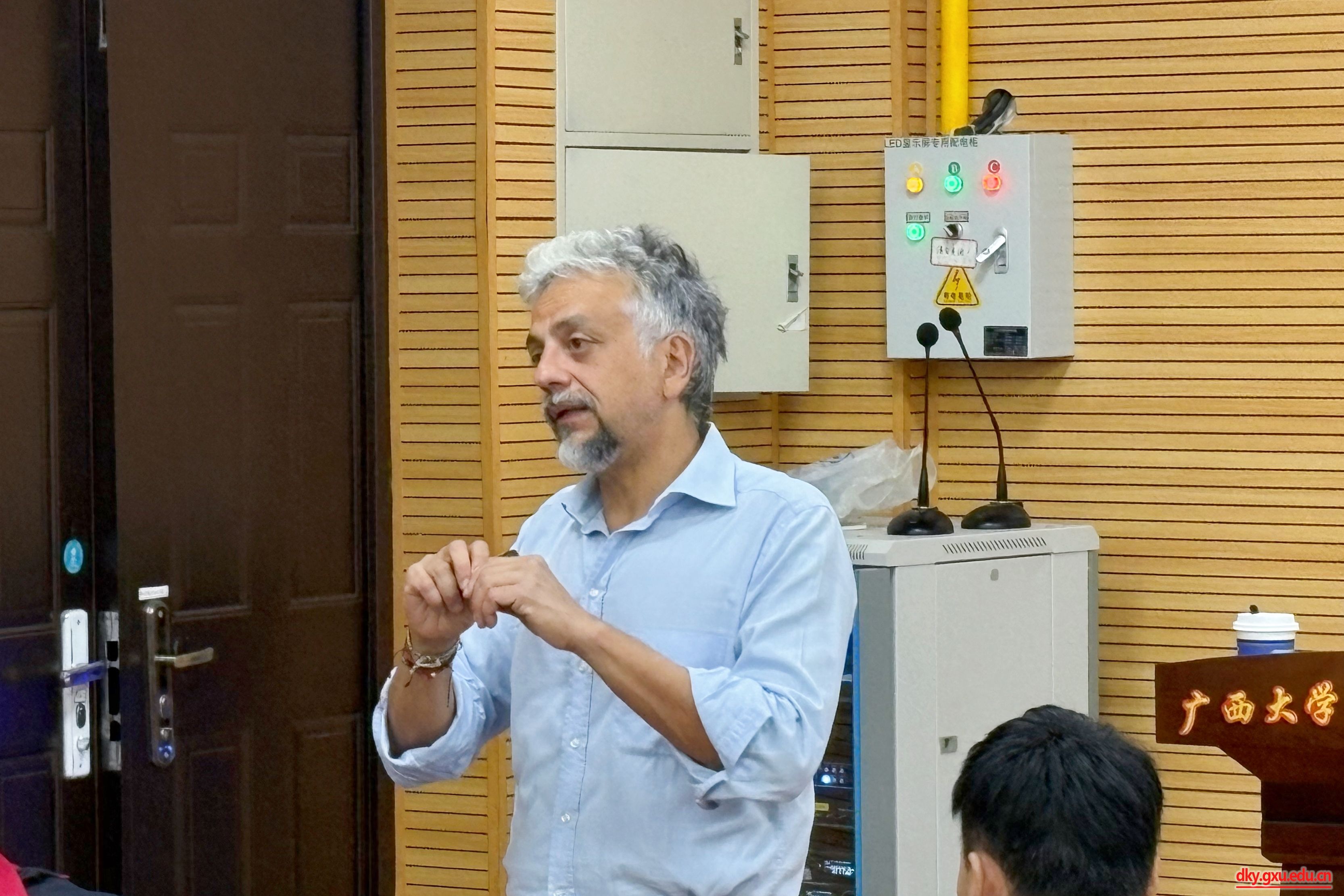 英国上市公司365