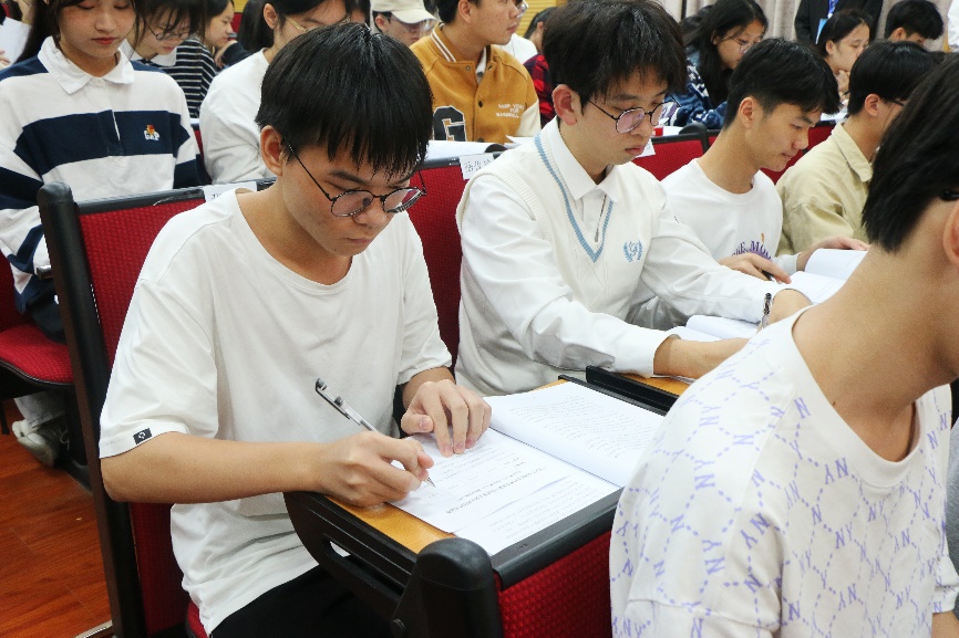 英国上市公司365