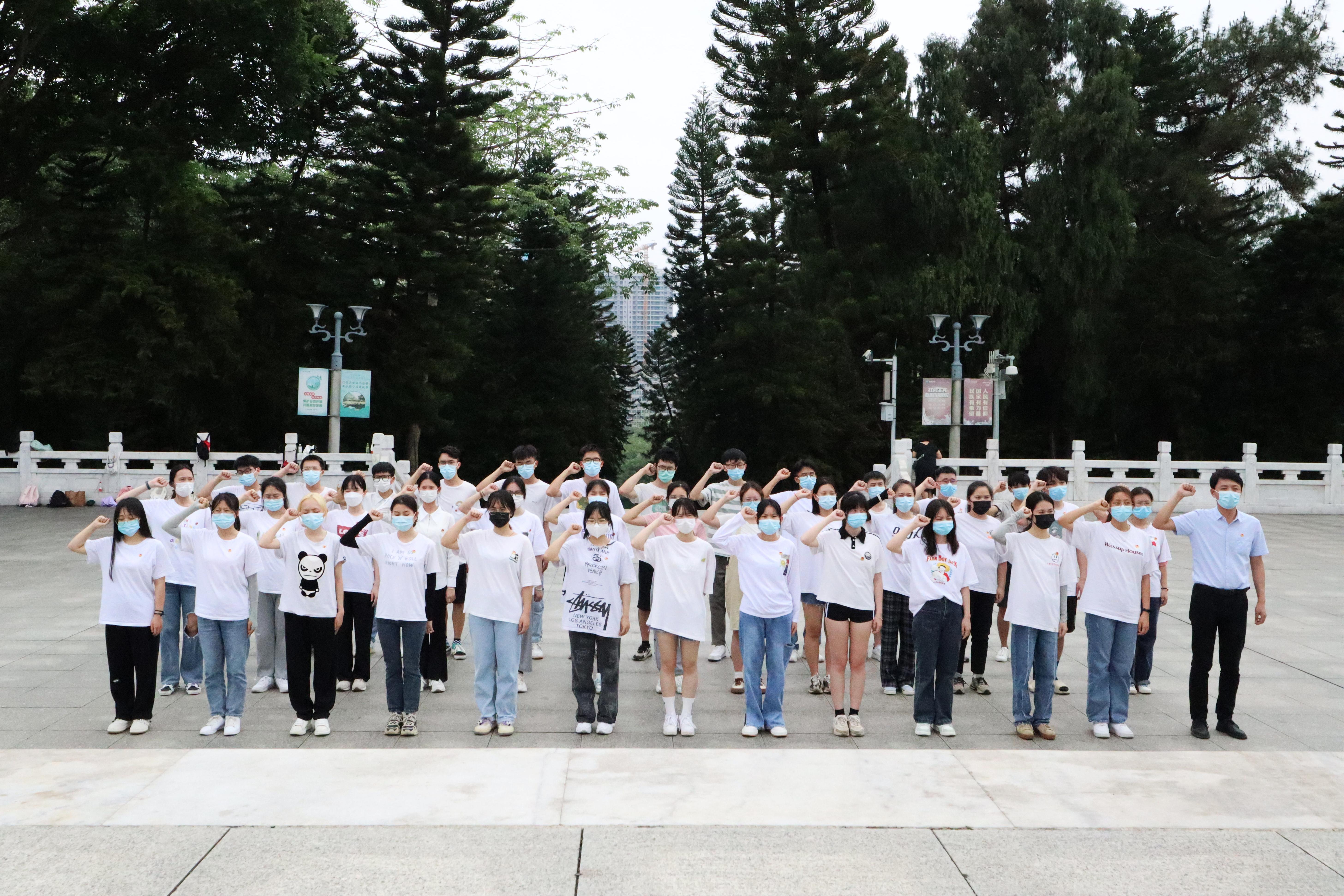 英国上市公司365