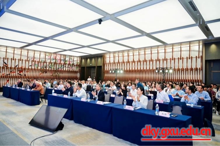 英国上市公司365