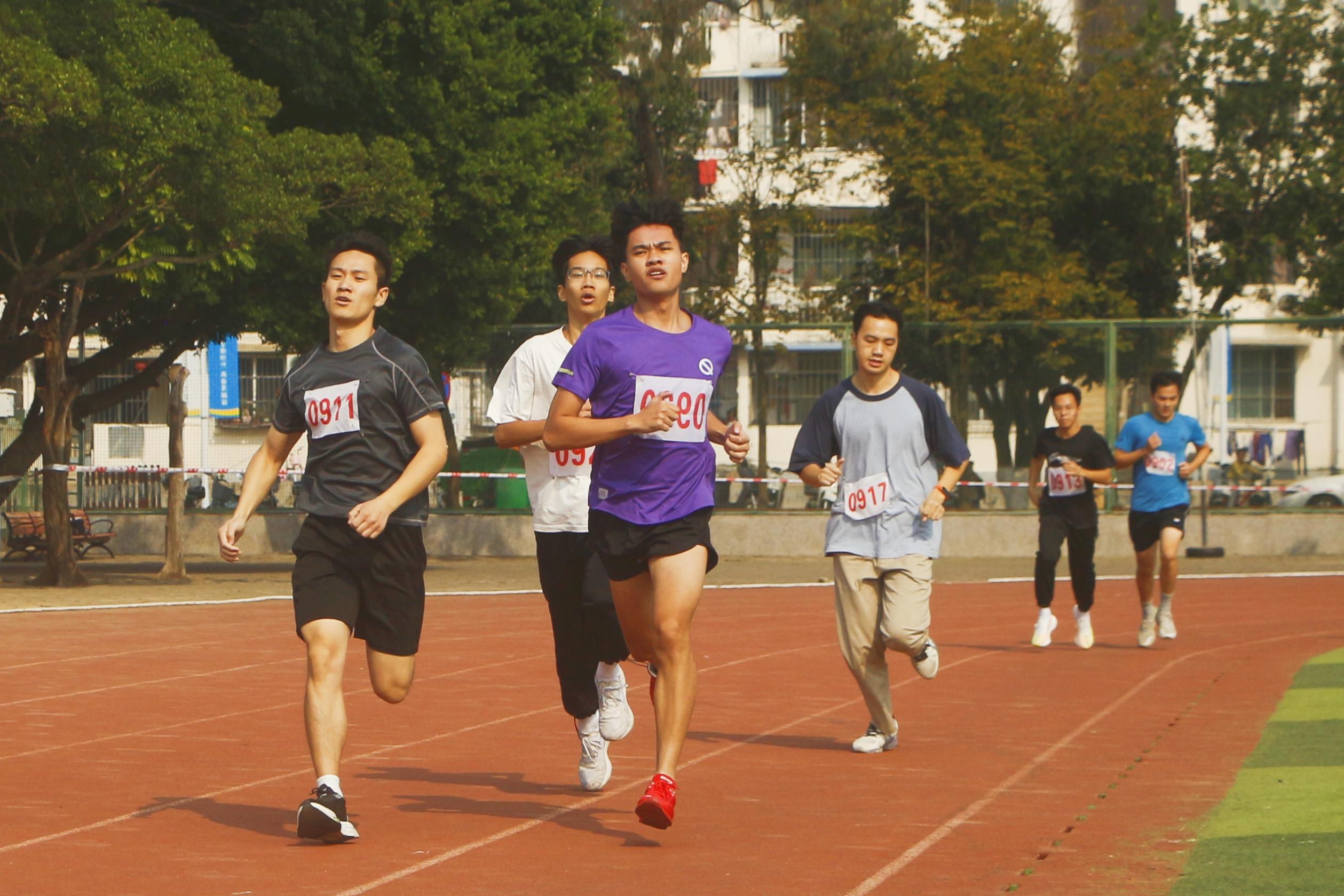 英国上市公司365