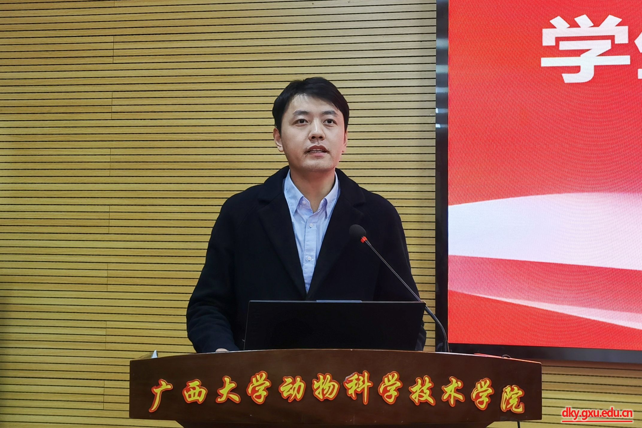 英国上市公司365