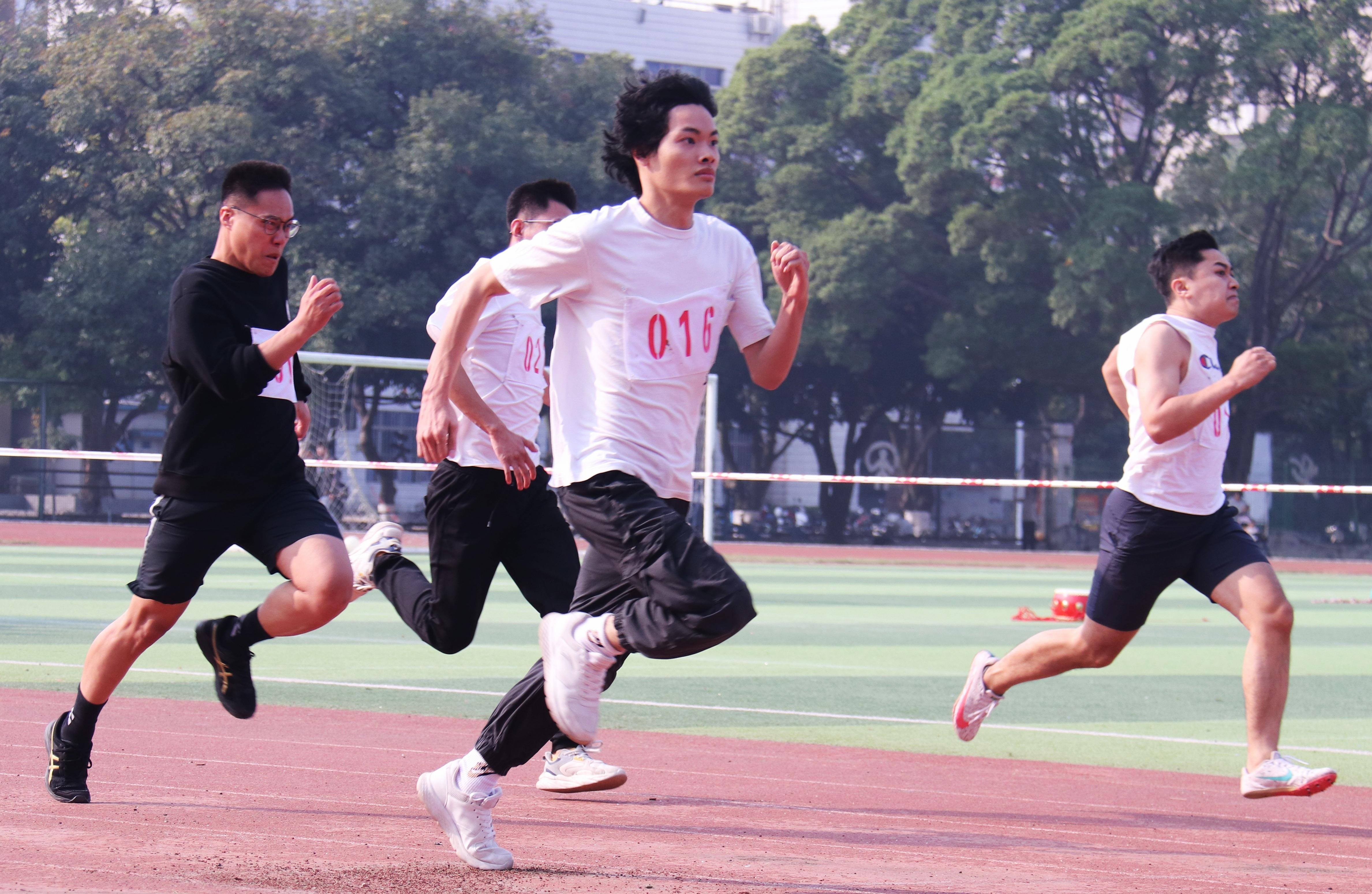 英国上市公司365