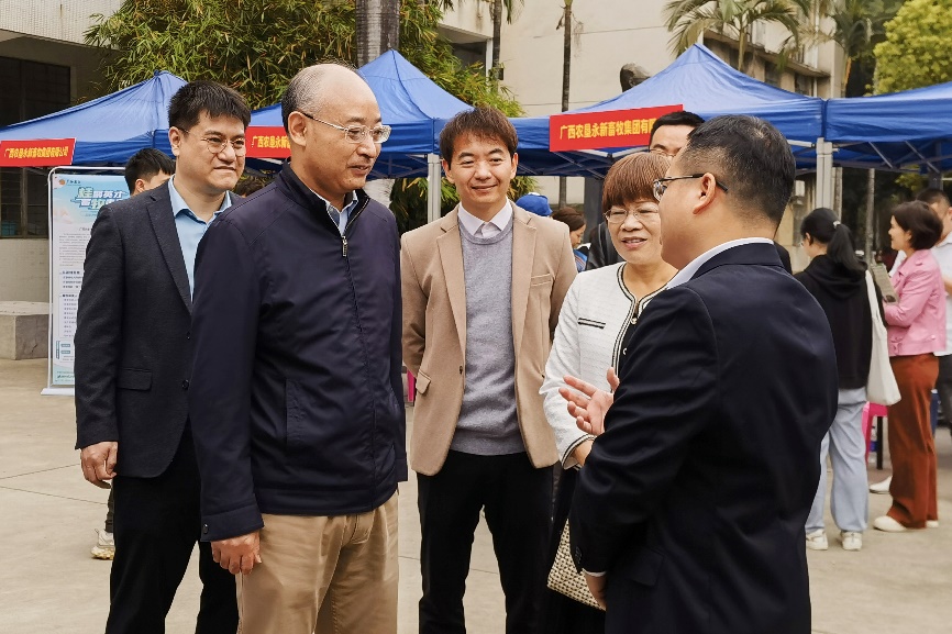 英国上市公司365