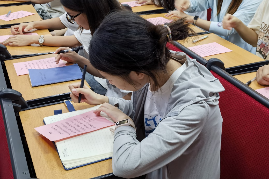 英国上市公司365