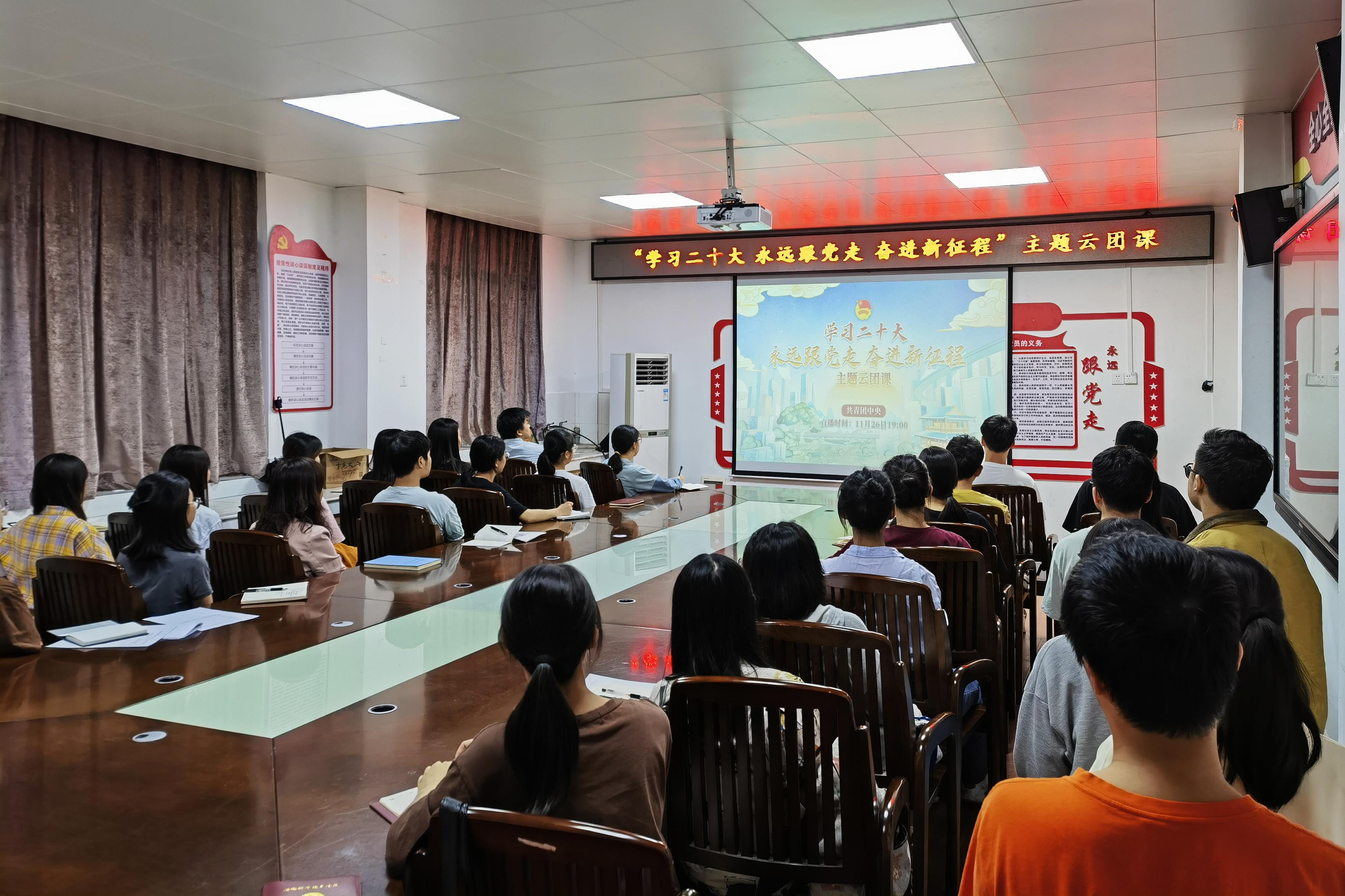 英国上市公司365